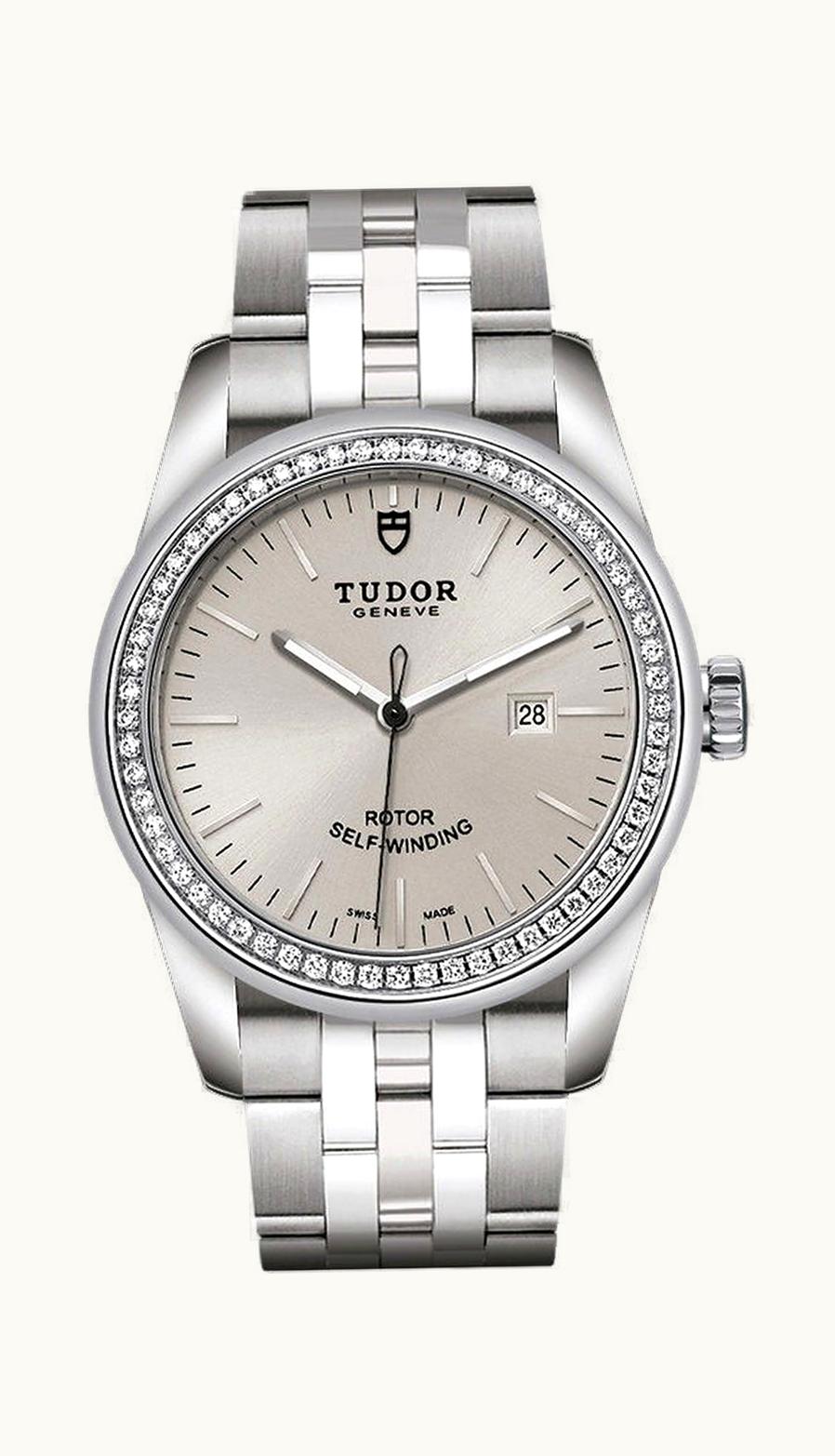 Tudor Glamour Date
