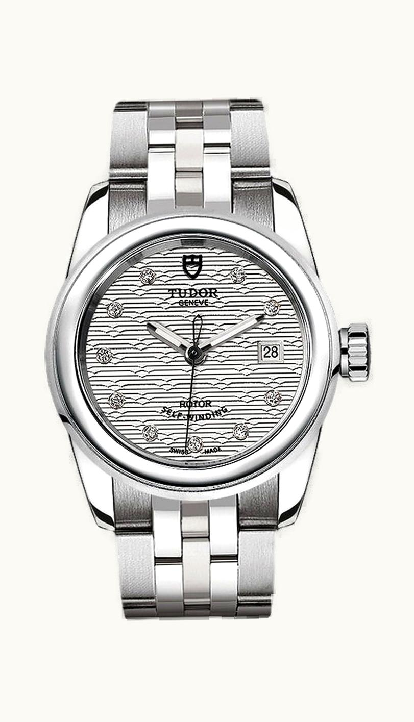 Tudor Glamour Date
