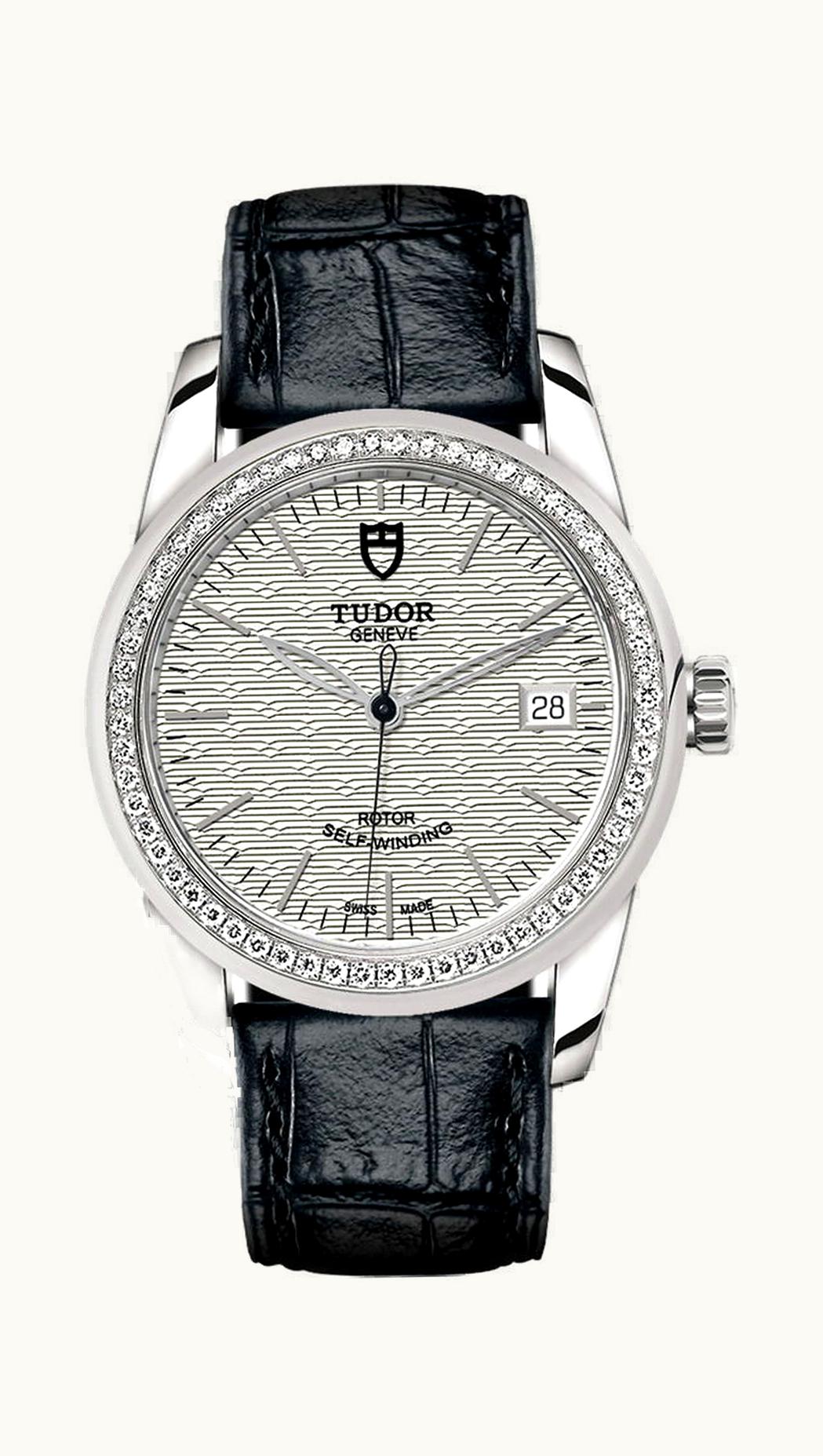 Tudor Glamour Date