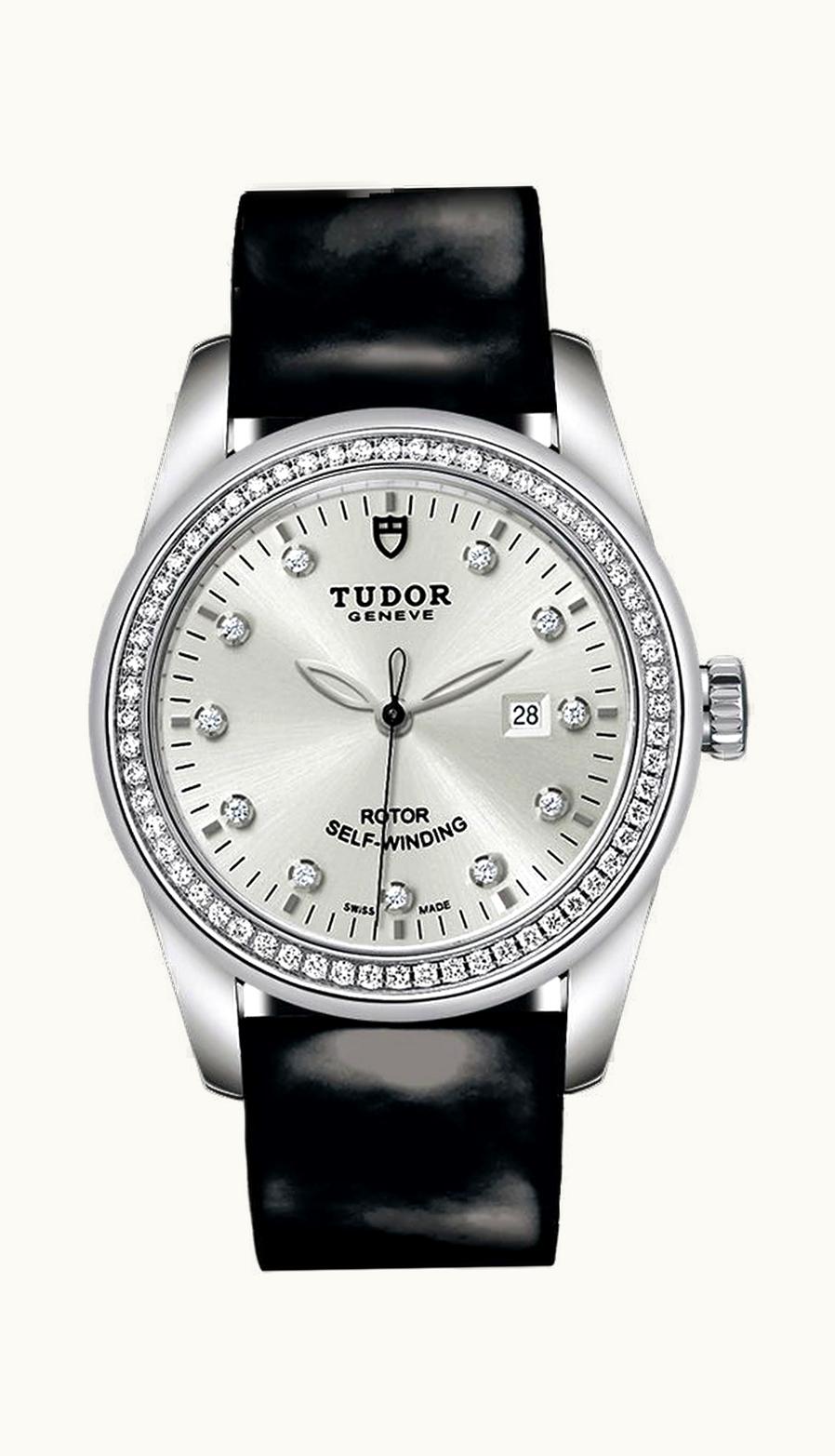 Tudor Glamour Date