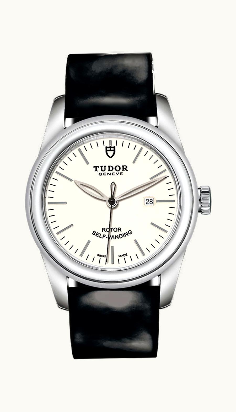 Tudor Glamour Date