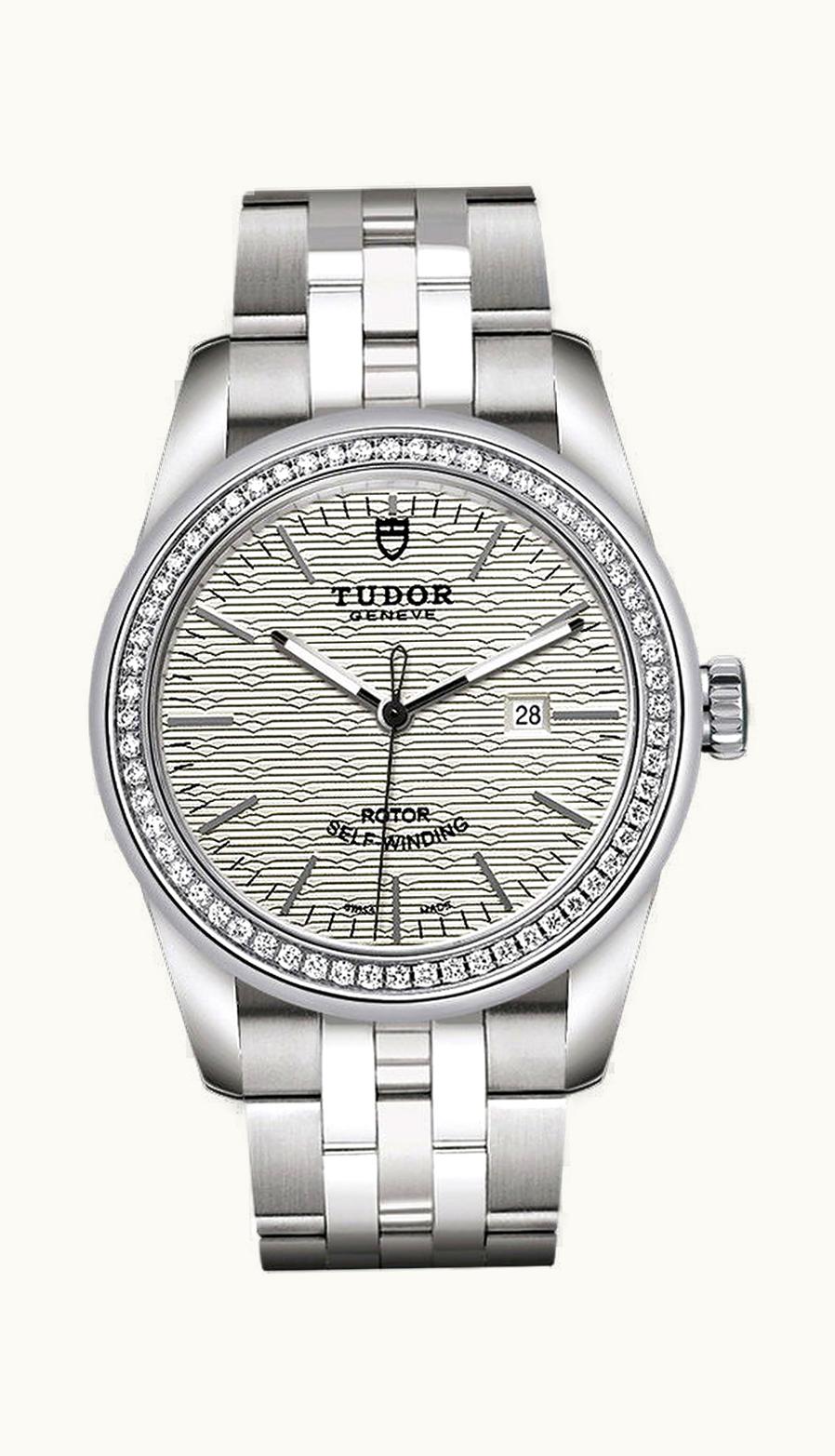 Tudor Glamour Date