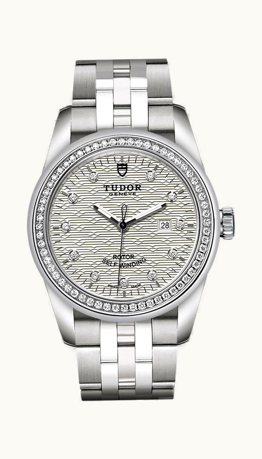 Tudor Glamour Date