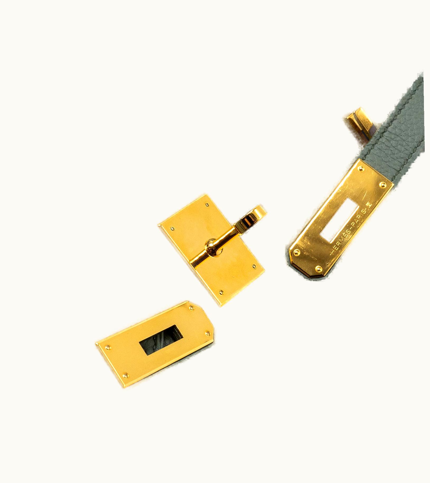 Hermès Hermès Birkin 40cm - Vert Amande - Clemence - Retourne - Gold (GHW)