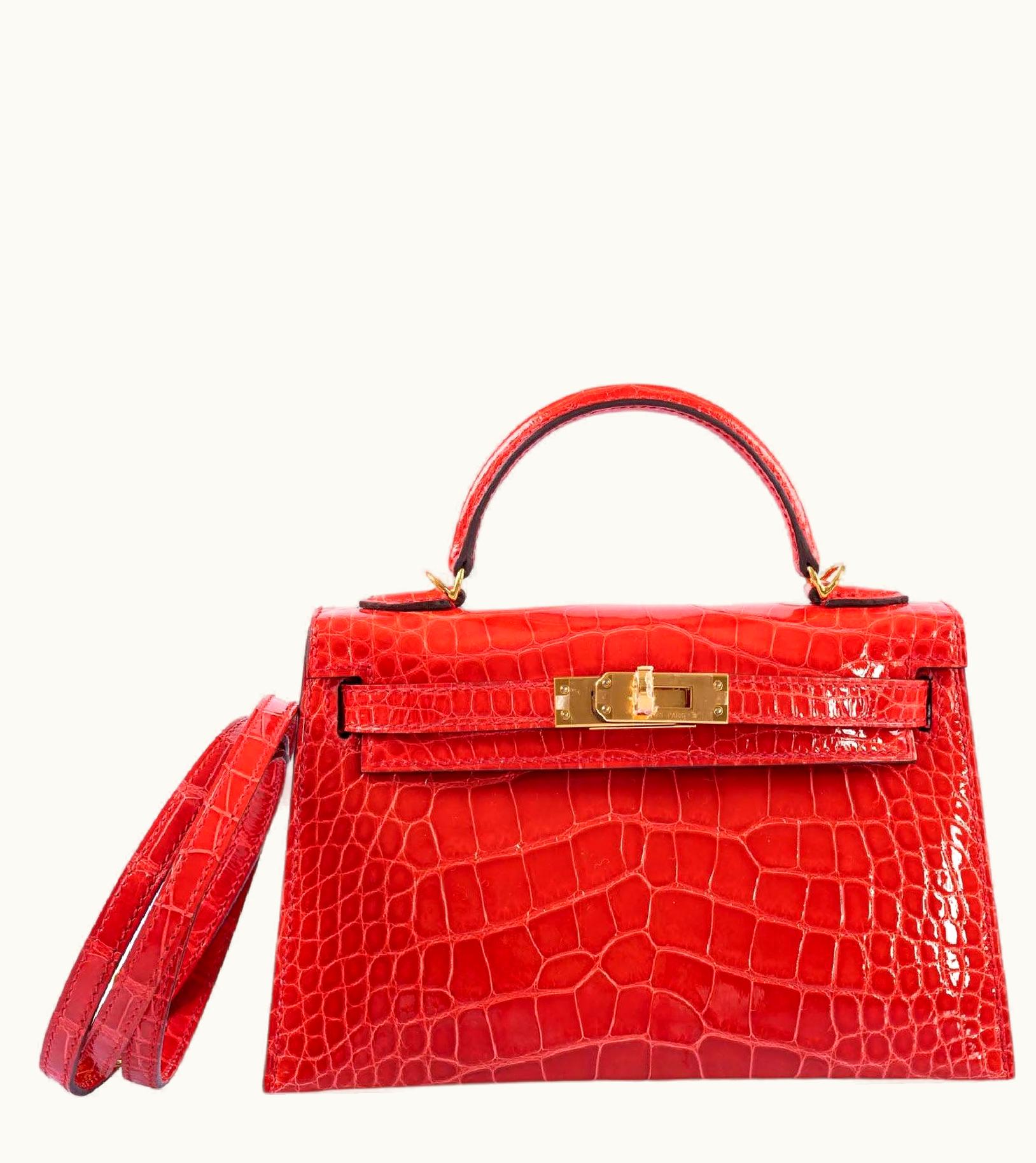 Hermès Hermès Kelly 20cm Mini - Rouge de Coeur - Togo - Retourne - Gold (GHW)