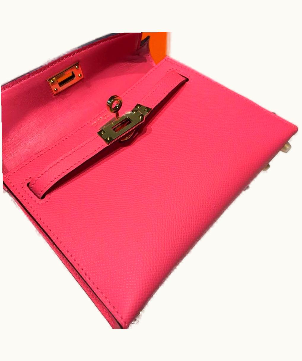 Hermès Hermès Kelly 20cm Mini - Rose Tyrien - Clemence - Retourne - Gold (GHW)