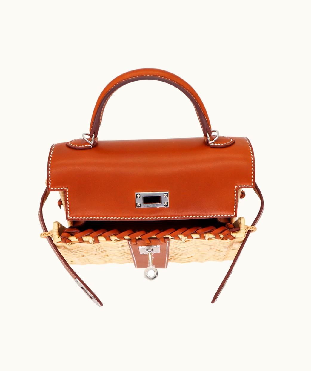 Hermès Hermès Kelly 20cm Mini - Fauve - Clemence - Retourne - Palladium (PHW)