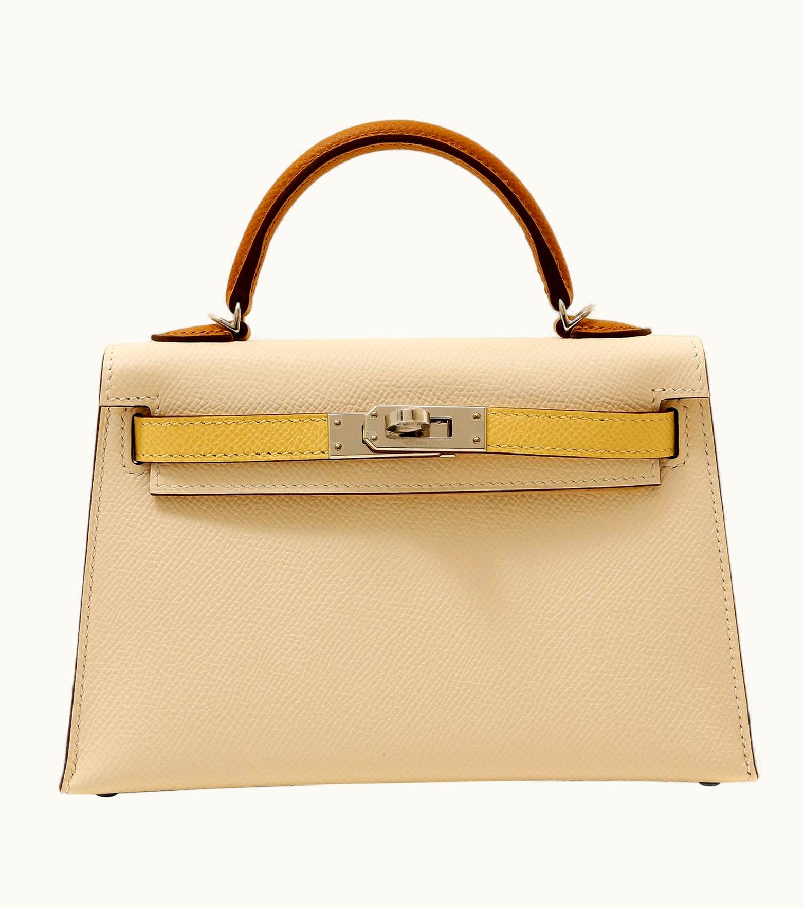 Hermès Hermès Kelly 20cm Mini - Craie - Clemence - Retourne - Gold (GHW)