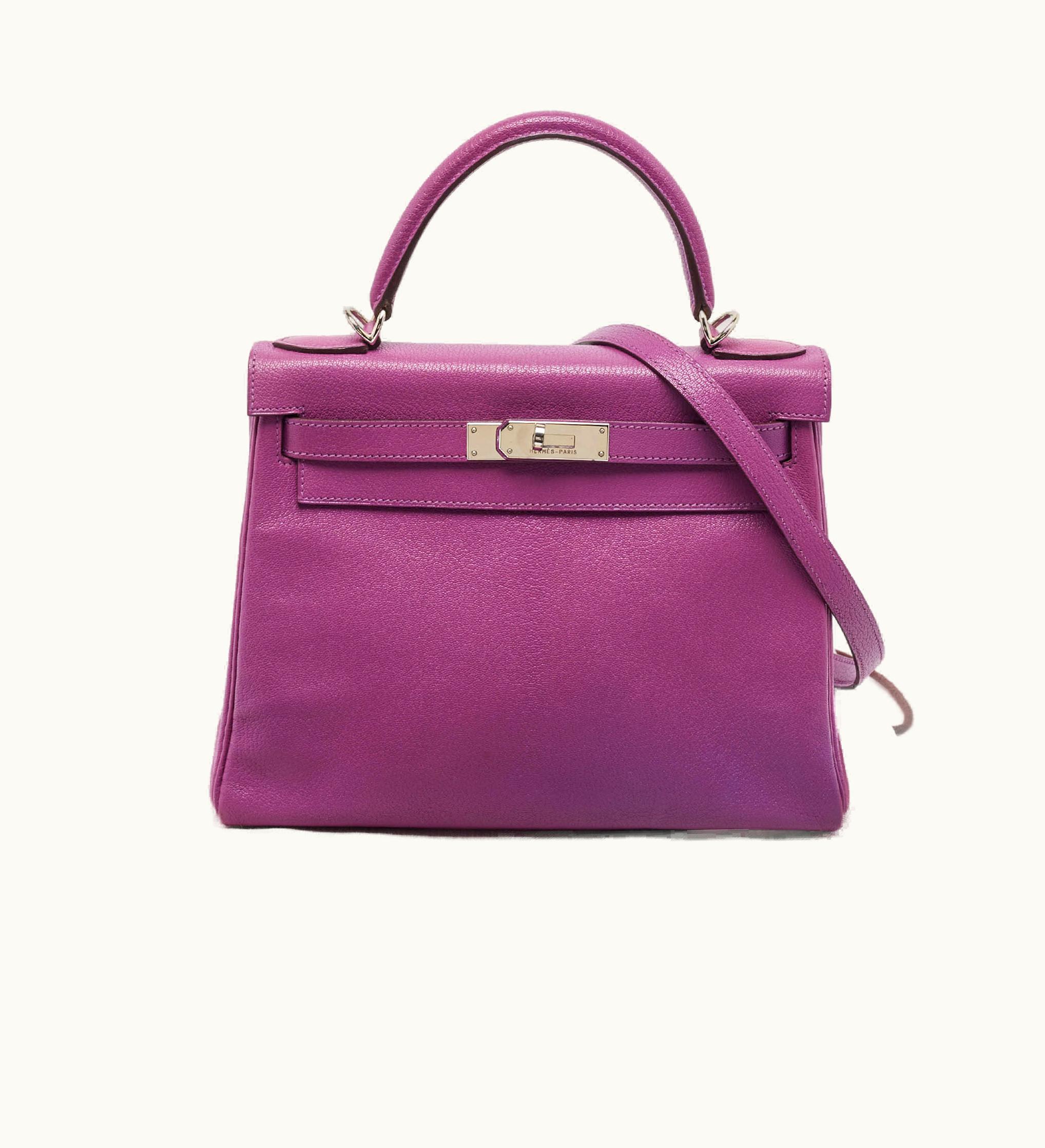 Hermès Hermès Kelly 28cm - Rouge Piment - Clemence - Retourne - Gold (GHW)