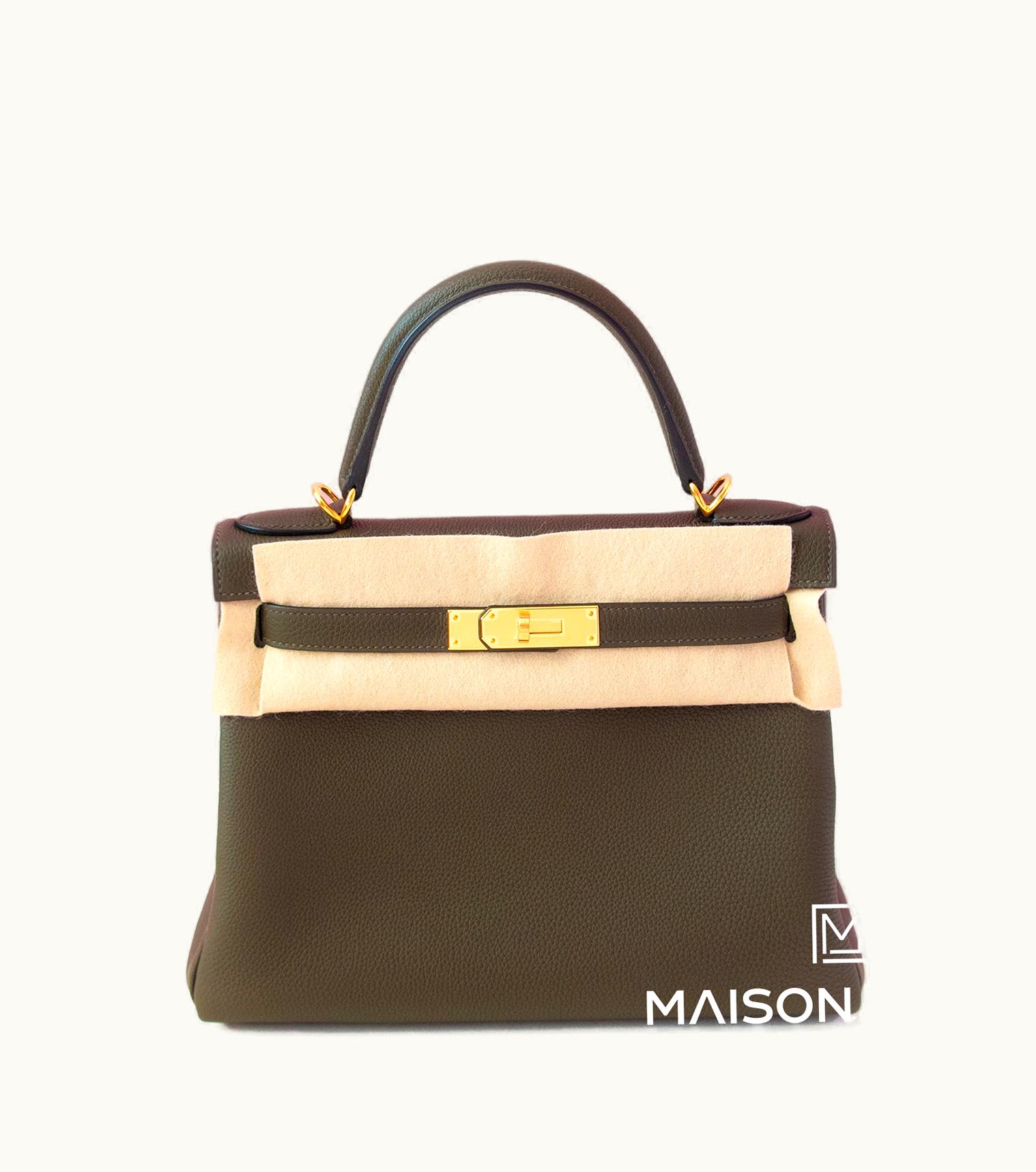 Hermès Hermès Kelly 28cm - Vert Maquis - Clemence - Sellier - Gold (GHW)