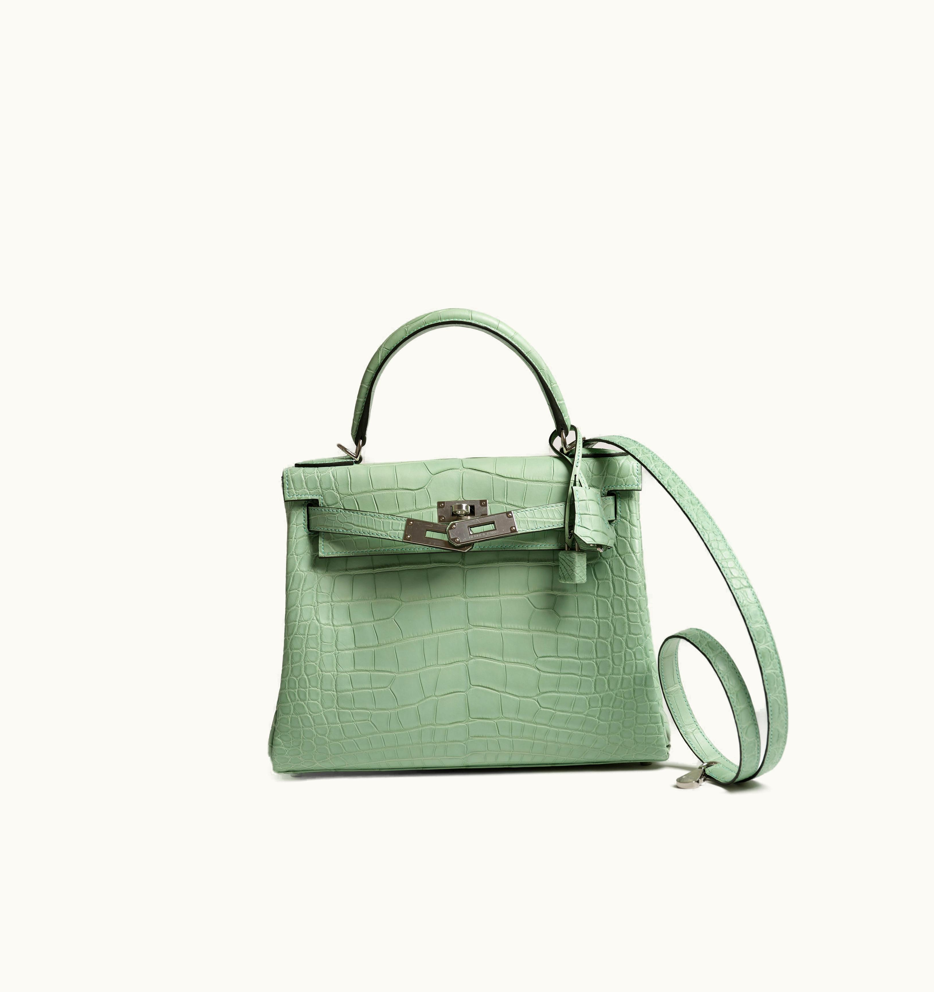 Hermès Hermès Kelly 28cm - Vert d'Eau - Clemence - Retourne - Palladium (PHW)