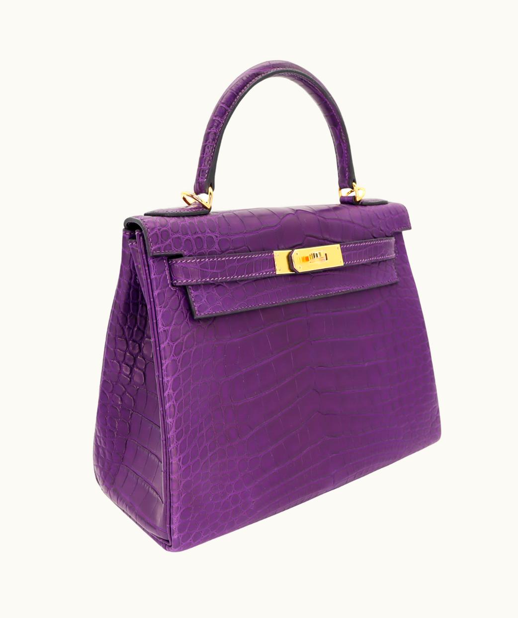 Hermès Hermès Kelly 28cm - Amethyst - Togo - Retourne - Gold (GHW)