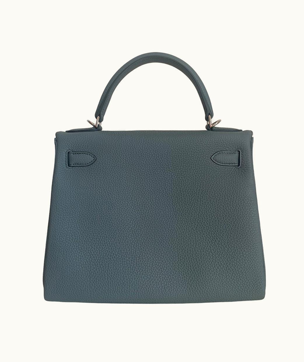 Hermès Hermès Kelly 32cm - Vert Amande - Swift - Retourne - Palladium (PHW)
