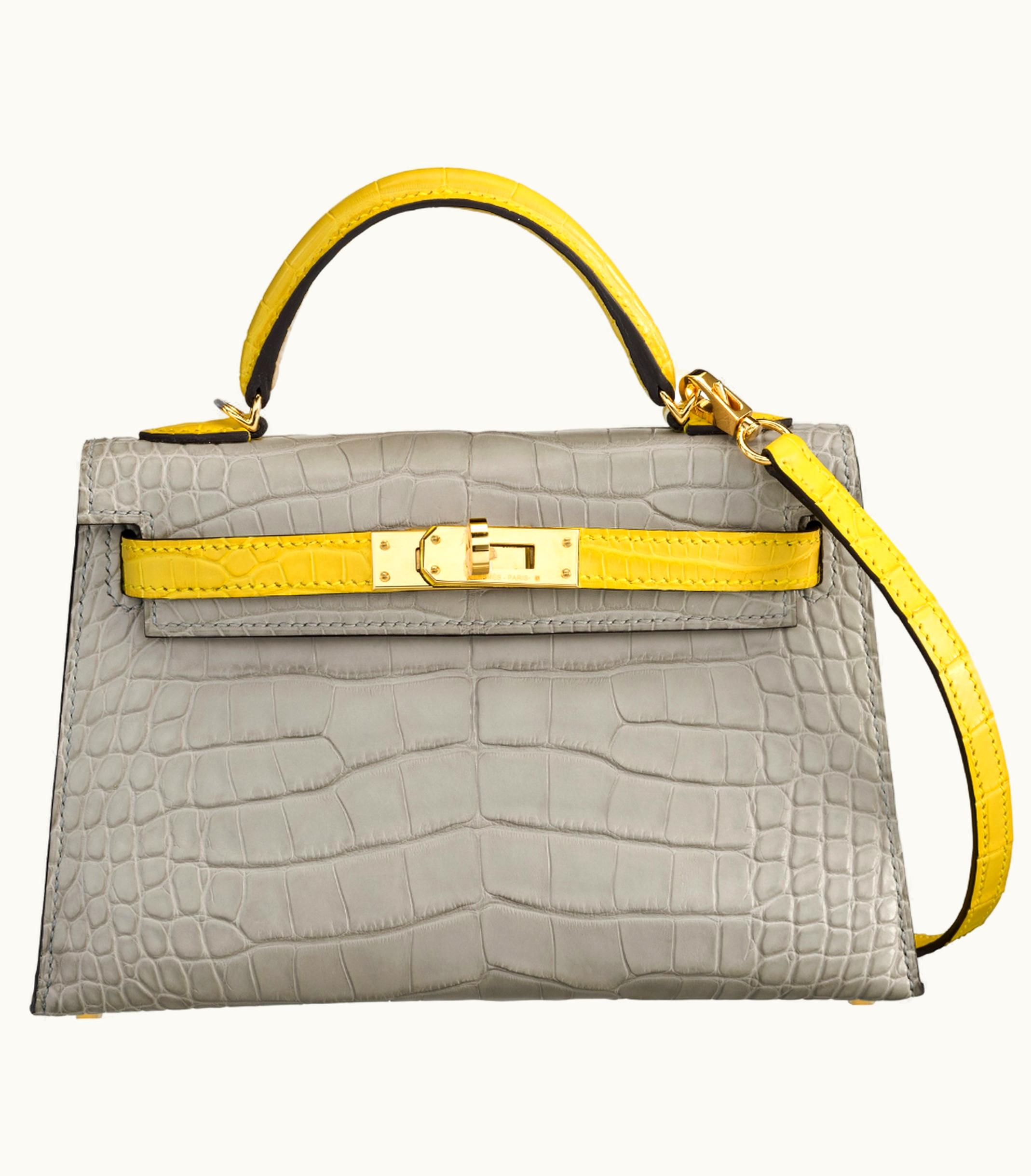 Hermès Hermès Kelly 32cm - Gris Perle - Togo - Sellier - Gold (GHW)