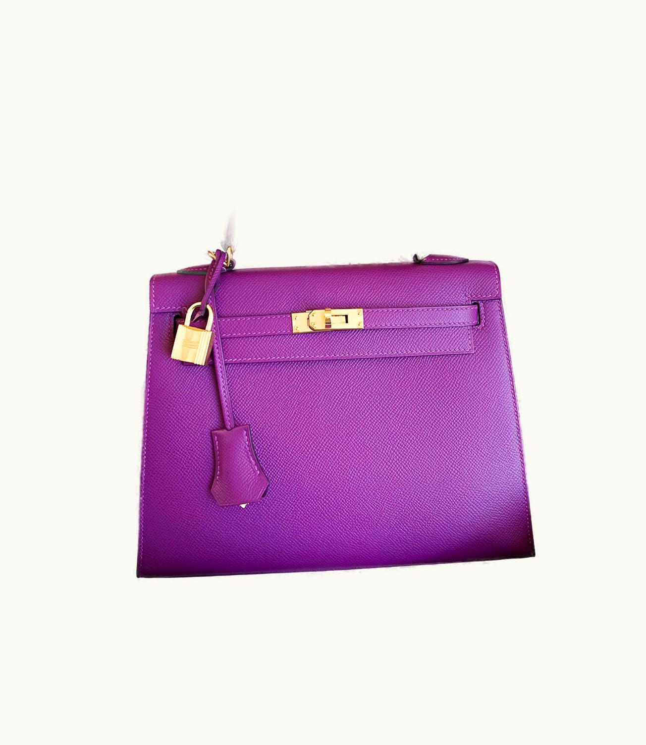 Hermès Hermès Kelly 32cm - Anemone - Clemence - Retourne - Gold (GHW)