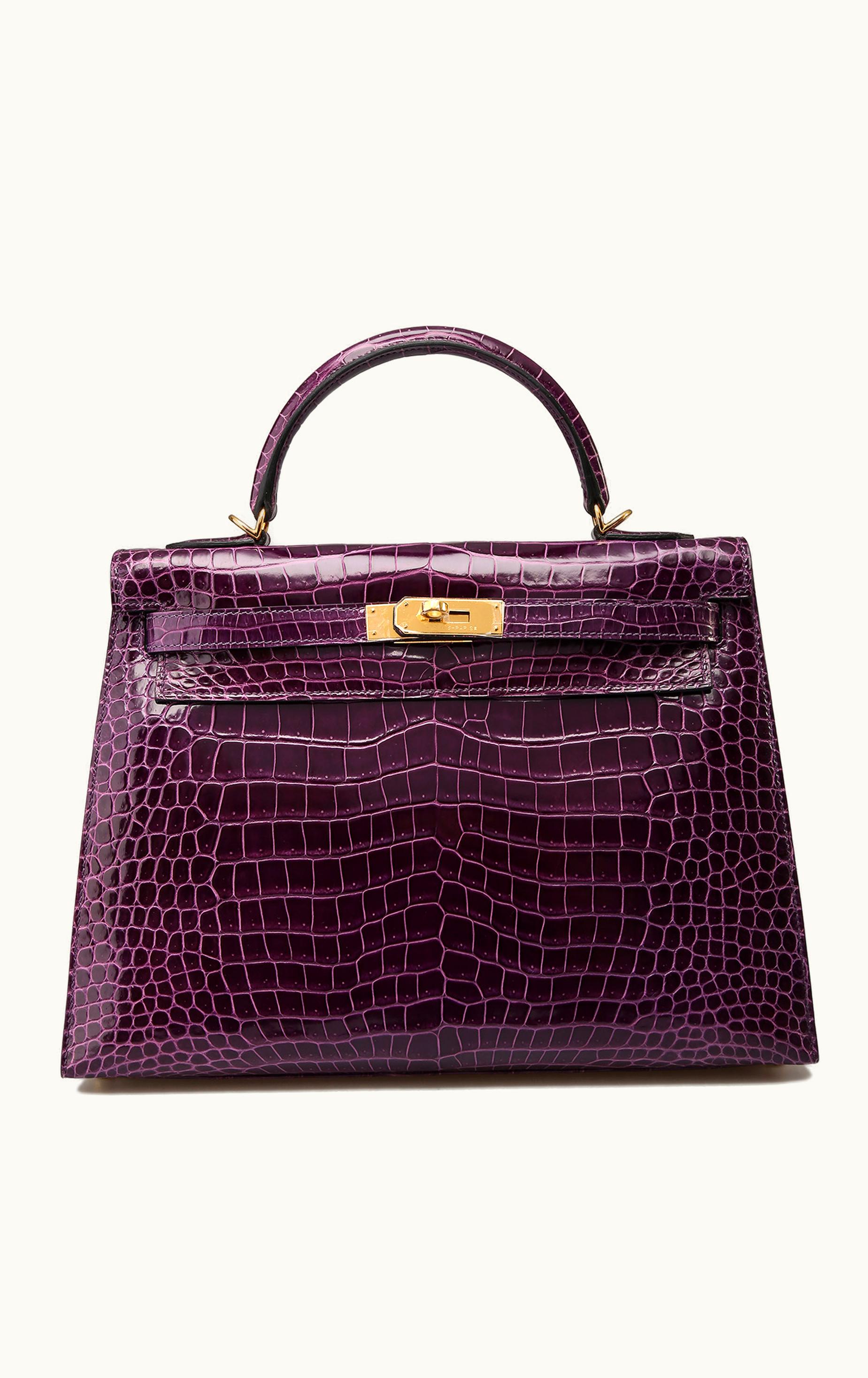 Hermès Hermès Kelly 32cm - Cassis - Clemence - Sellier - Gold (GHW)