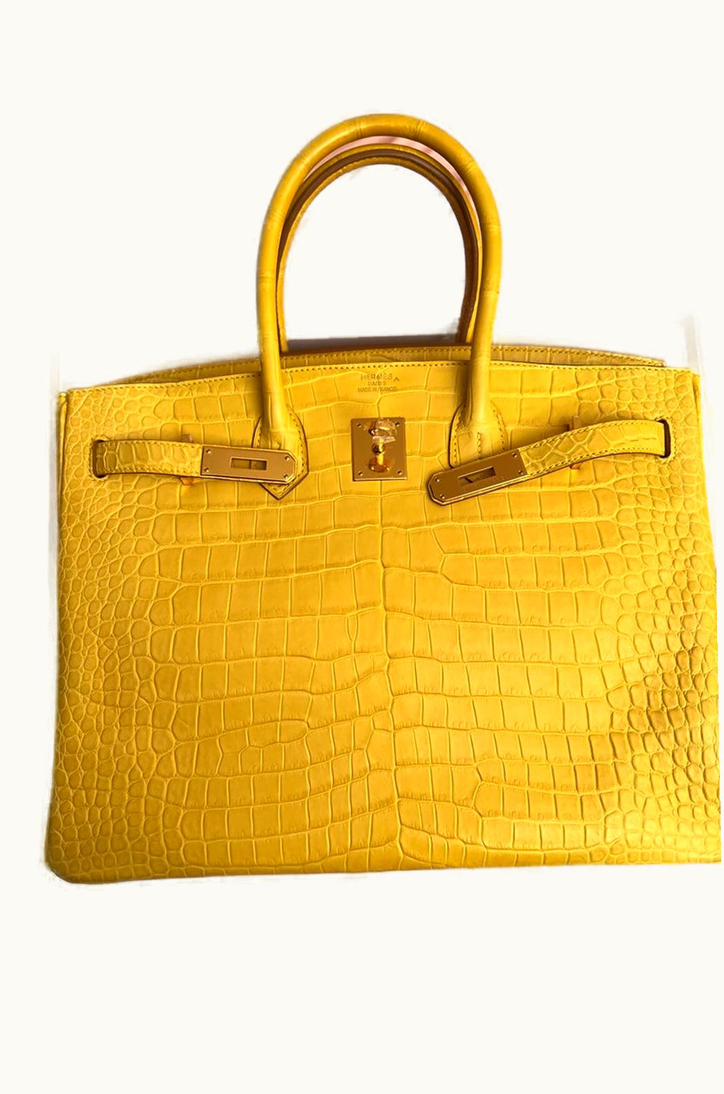Hermès Hermès Kelly 35cm - Mimosa - Clemence - Retourne - Gold (GHW)