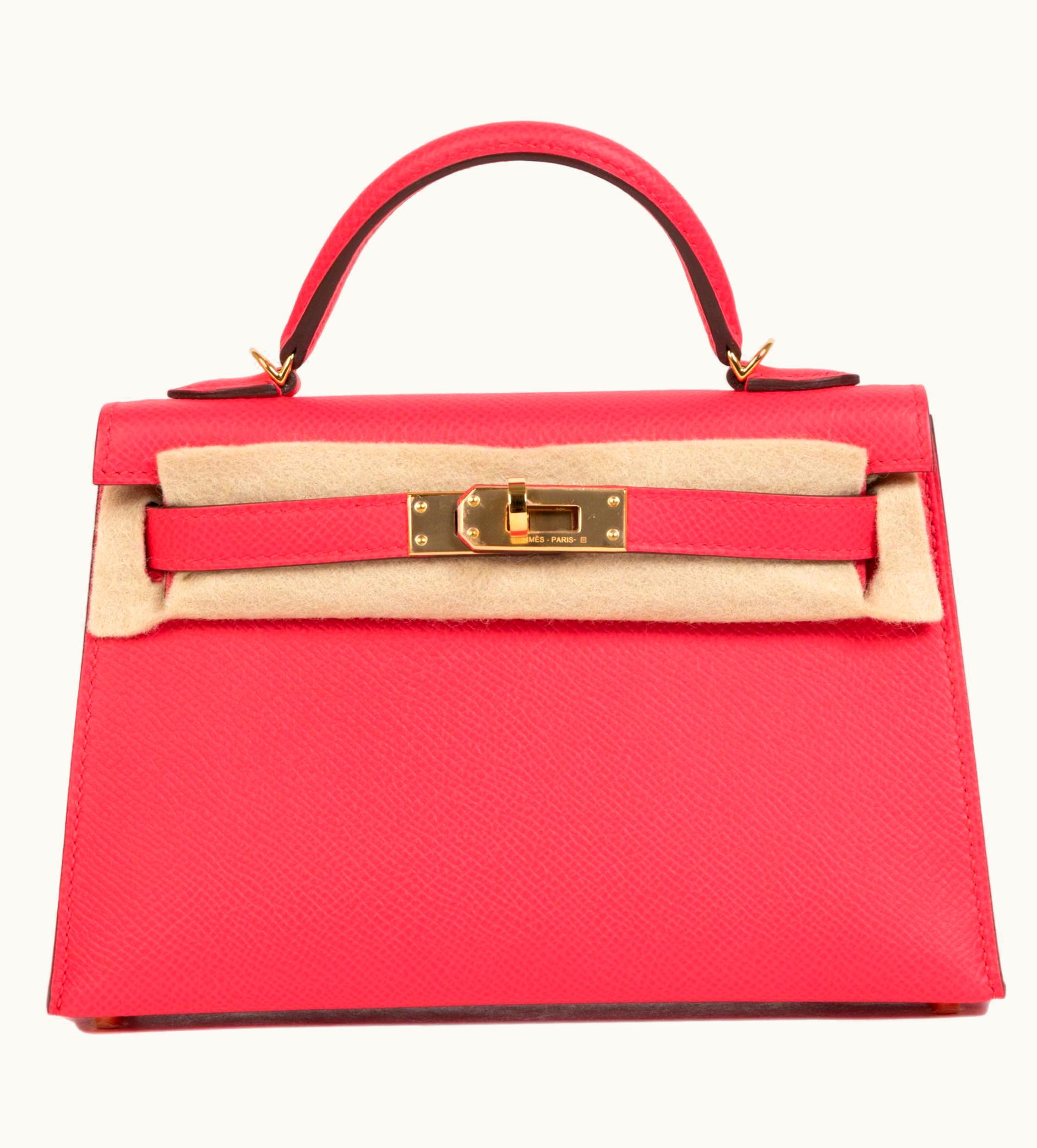Hermès Hermès Kelly 35cm - Rose Extreme - Epsom - Retourne - Gold (GHW)