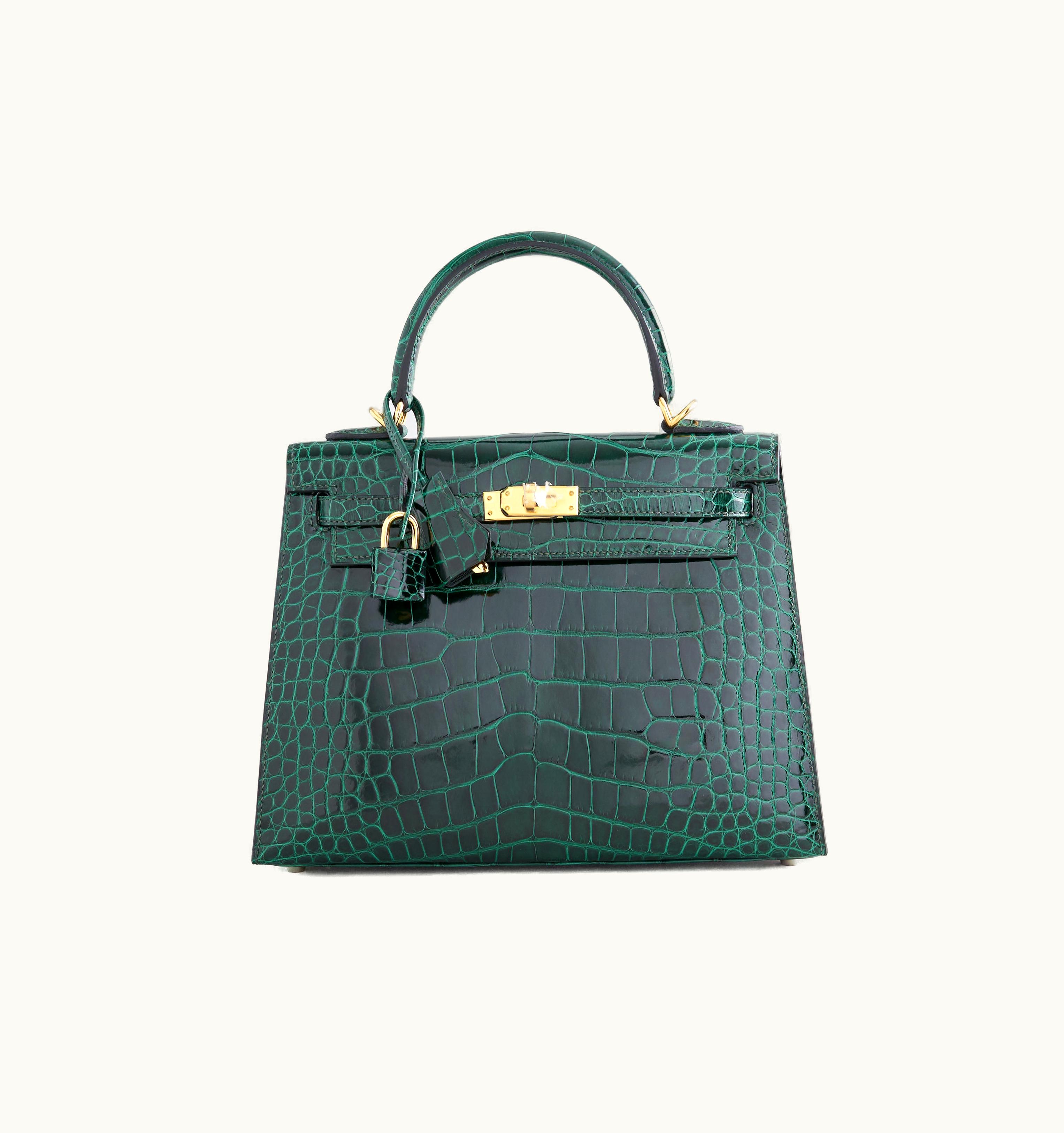Hermès Kelly 40cm - Vert Fonce - Epsom - Sellier - Gold (GHW)