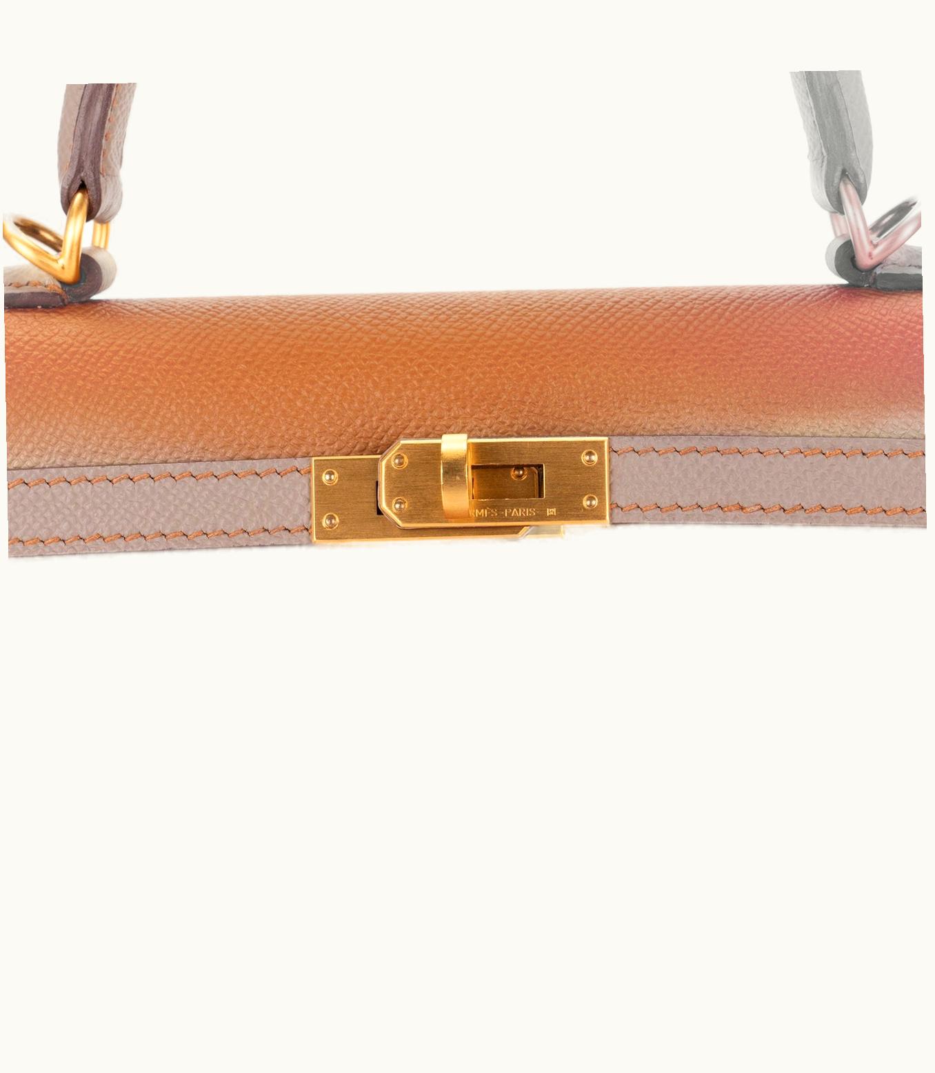 Hermès Kelly 40cm - Gris Mouette - Clemence - Sellier - Gold (GHW)