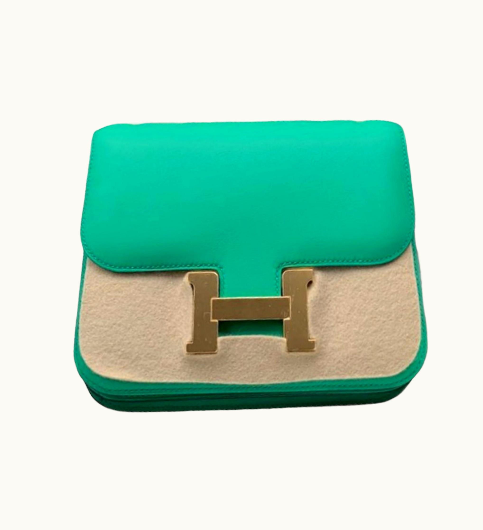 Hermès Constance Mini 18 - Menthe - Swift - Gold (GHW)