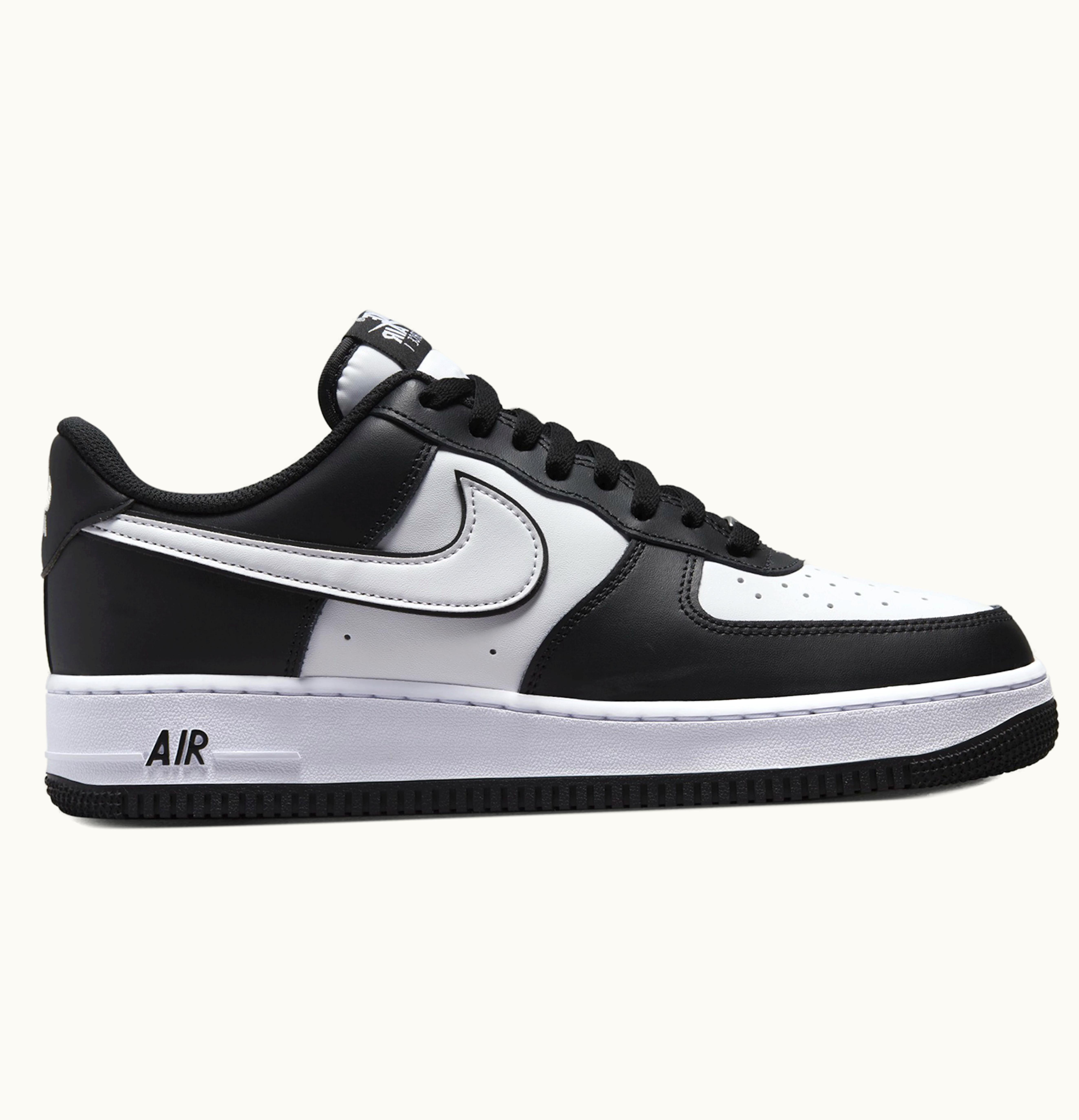 Nike Nike Air Force 1 07 Low White Swoosh Panda