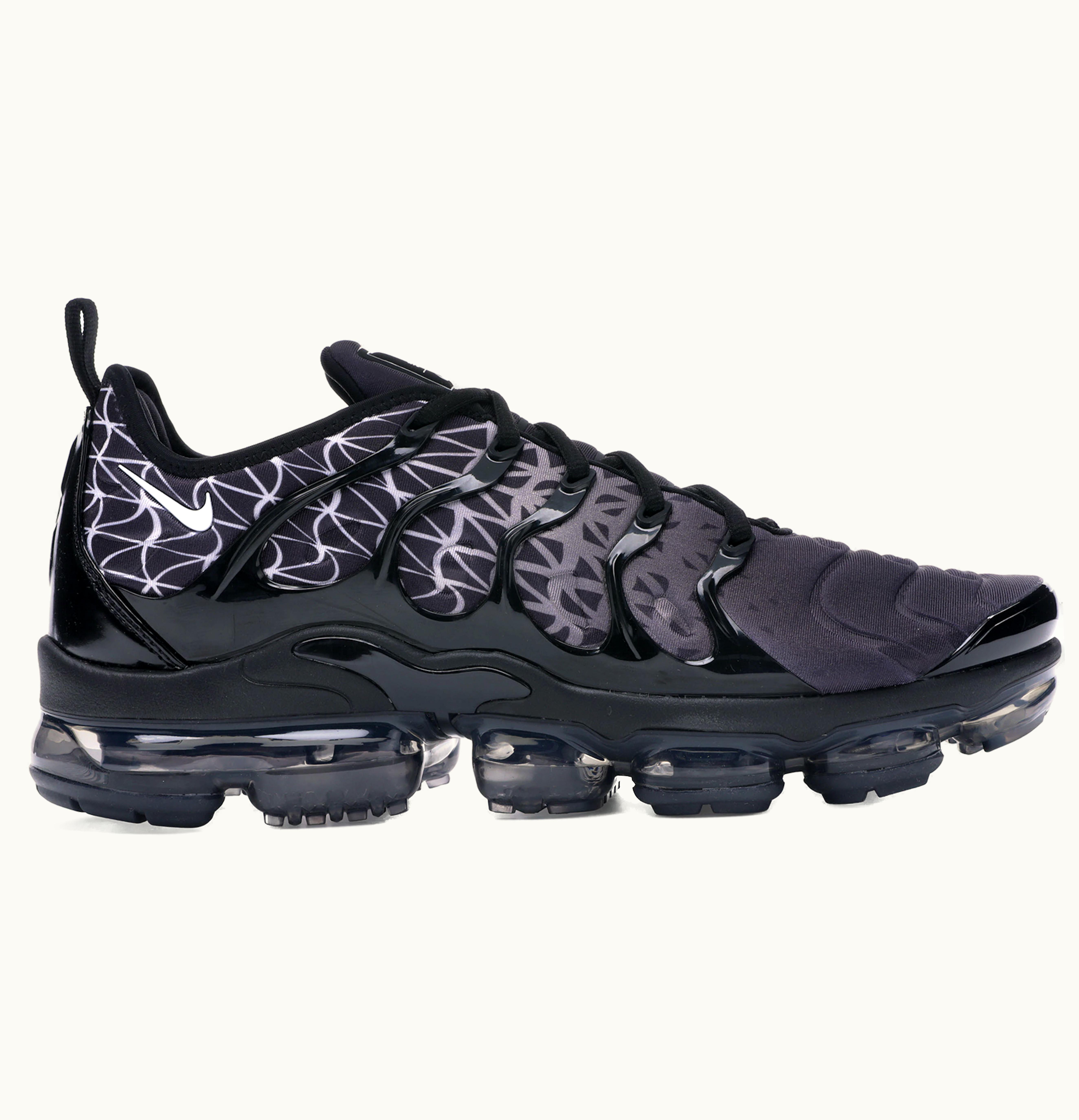 Nike Nike Air VaporMax Plus Geometric Black White