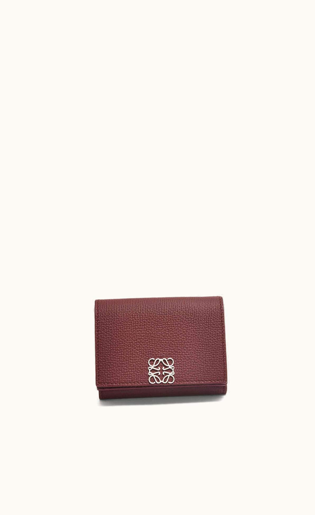 Loewe Loewe Anagram Trifold Wallet In Pebble Grain Calfskin UZ0126533