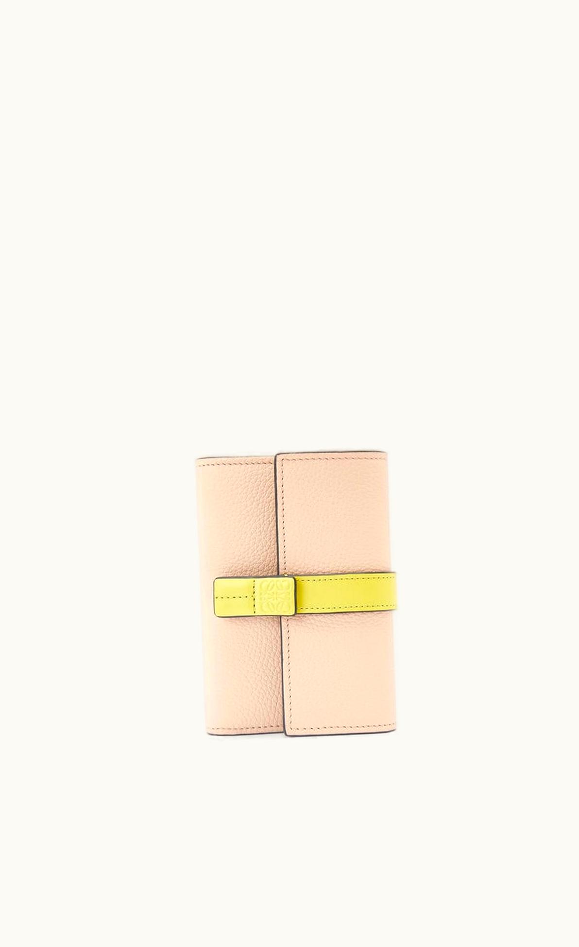 Loewe Loewe Small Vertical Wallet In Soft Grained Calfskin UZ0127213