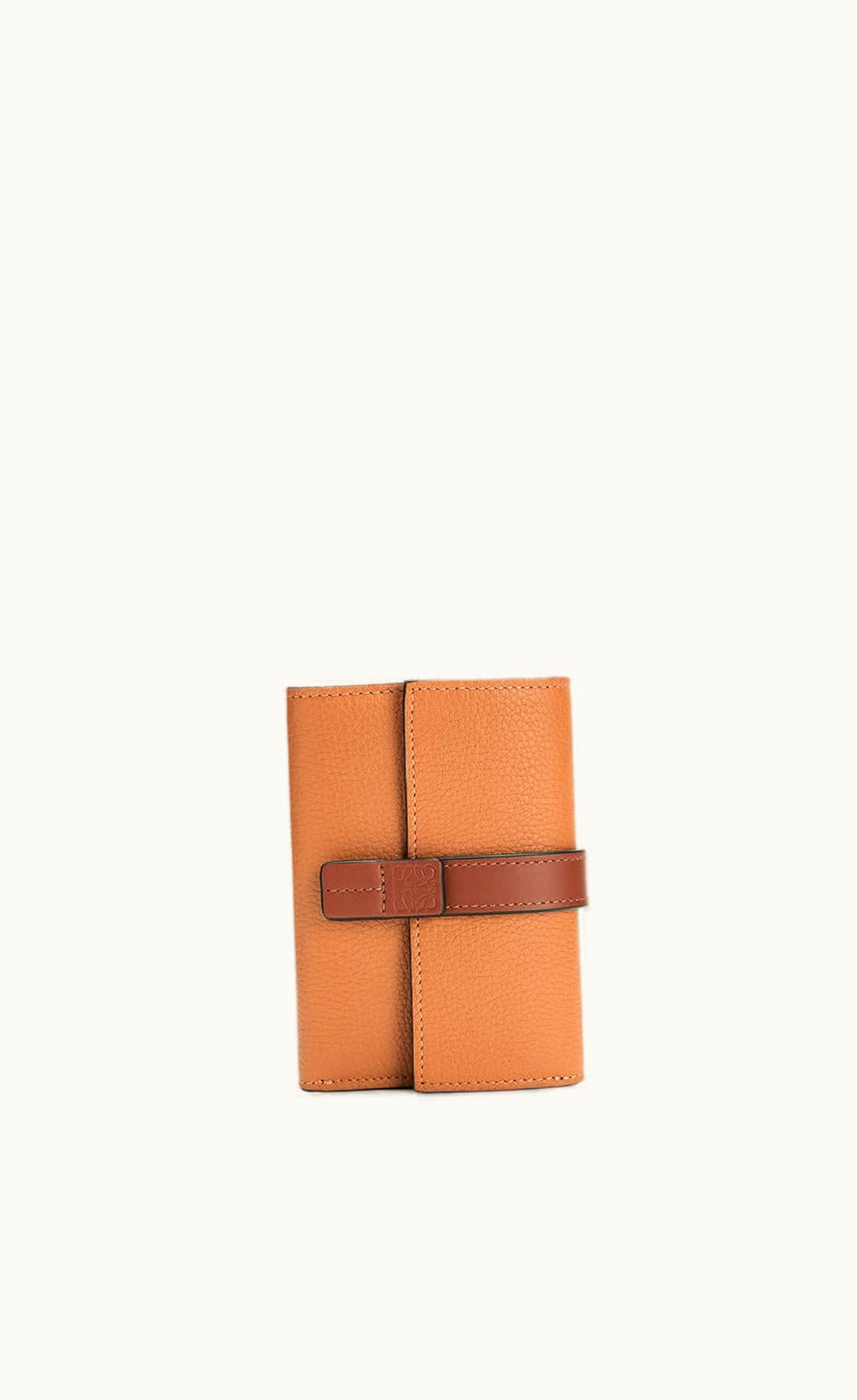 Loewe Loewe Small Vertical Wallet In Soft Grained Calfskin UZ0127367