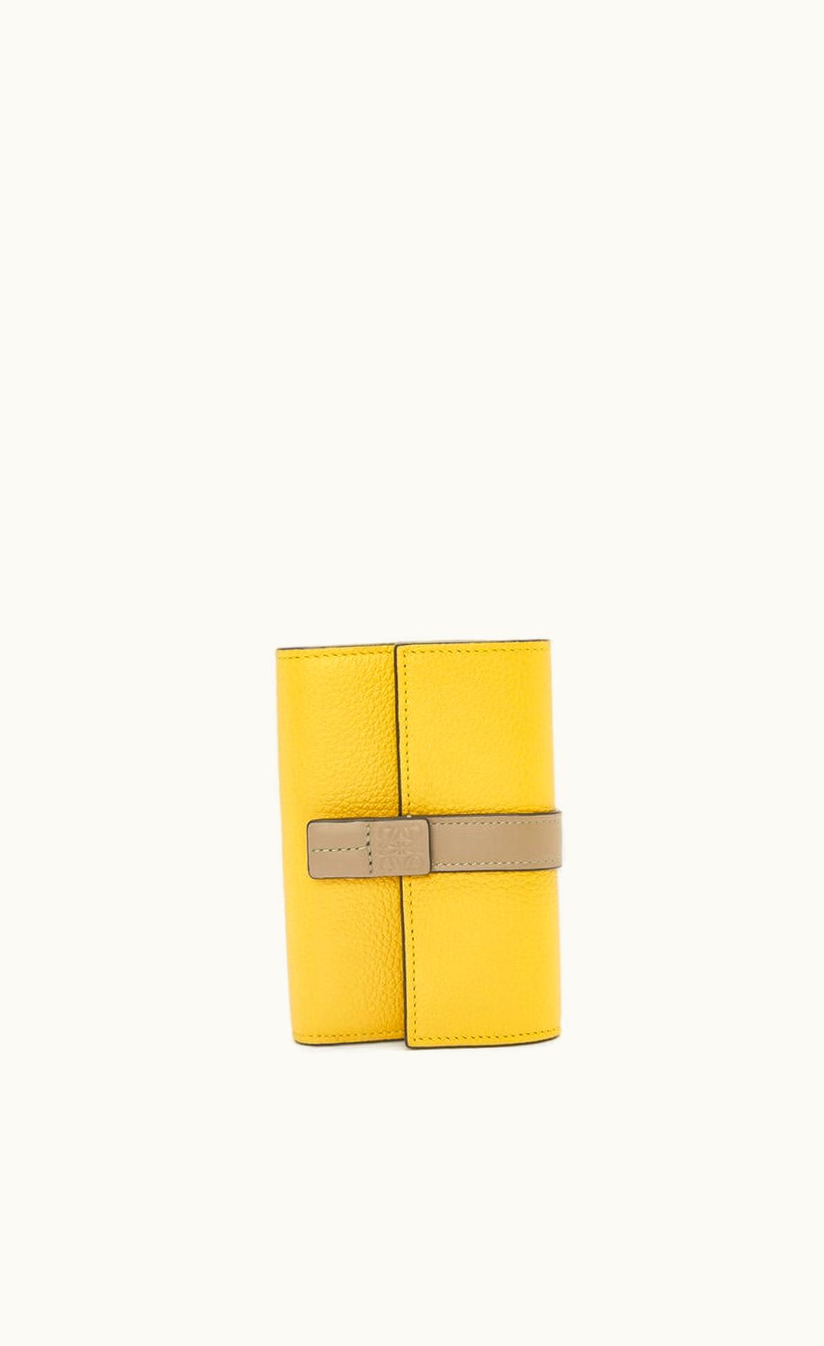 Loewe Loewe Small Vertical Wallet In Soft Grained Calfskin UZ0127400