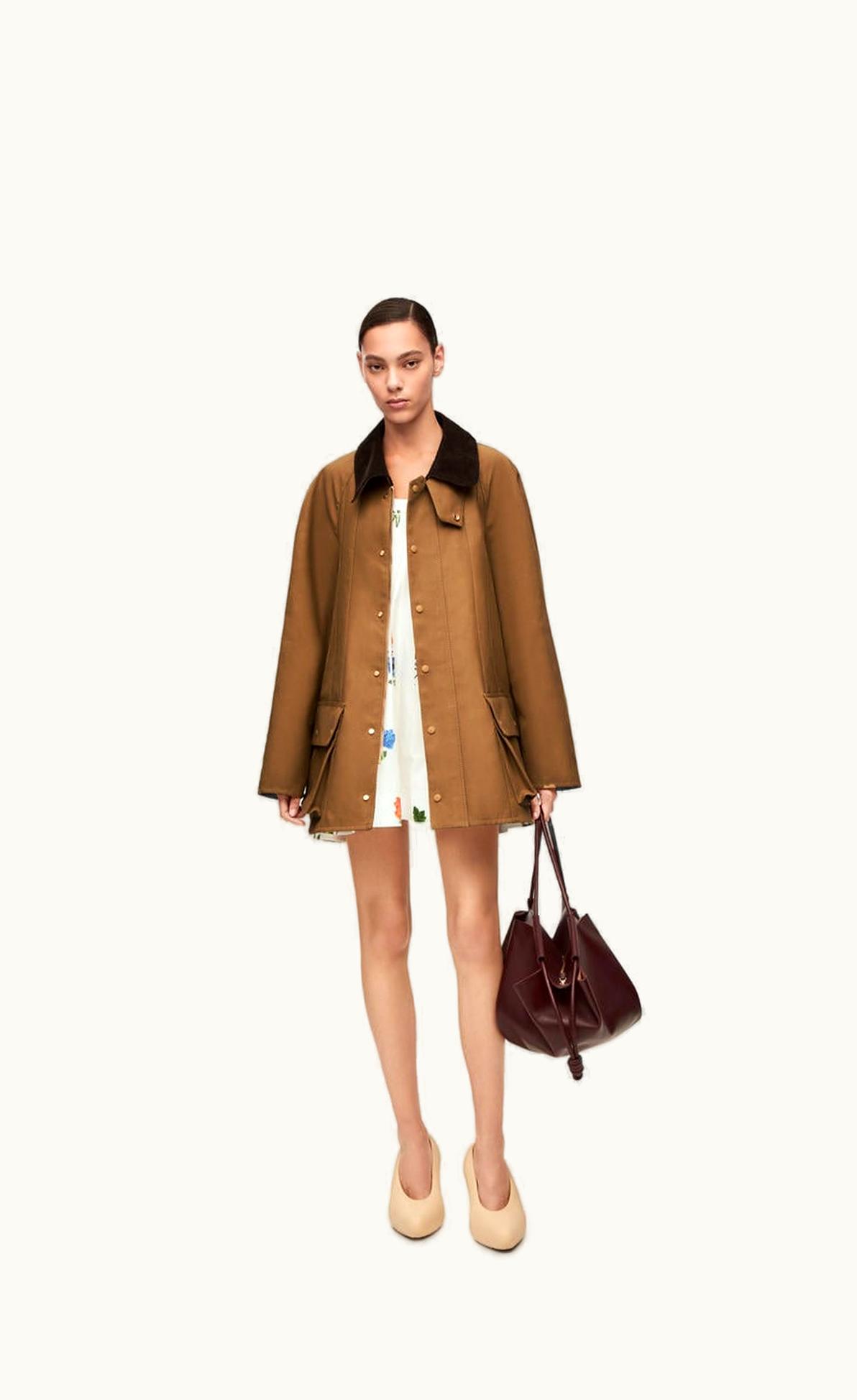 Loewe Loewe Trapeze Parka In Waxed Cotton UZ0127531