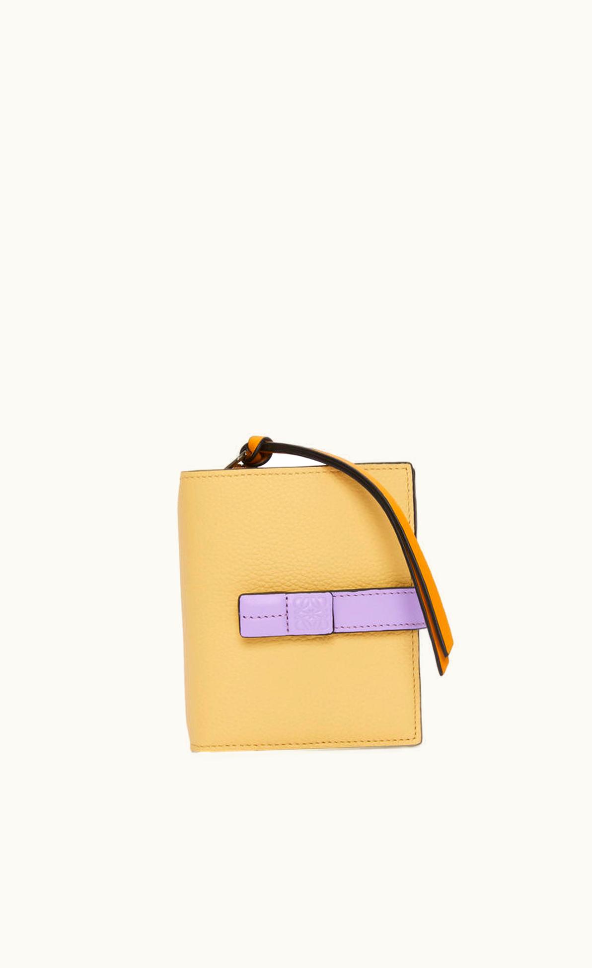 Loewe Loewe Compact Zip Wallet In Soft Grained Calfskin UZ0128080