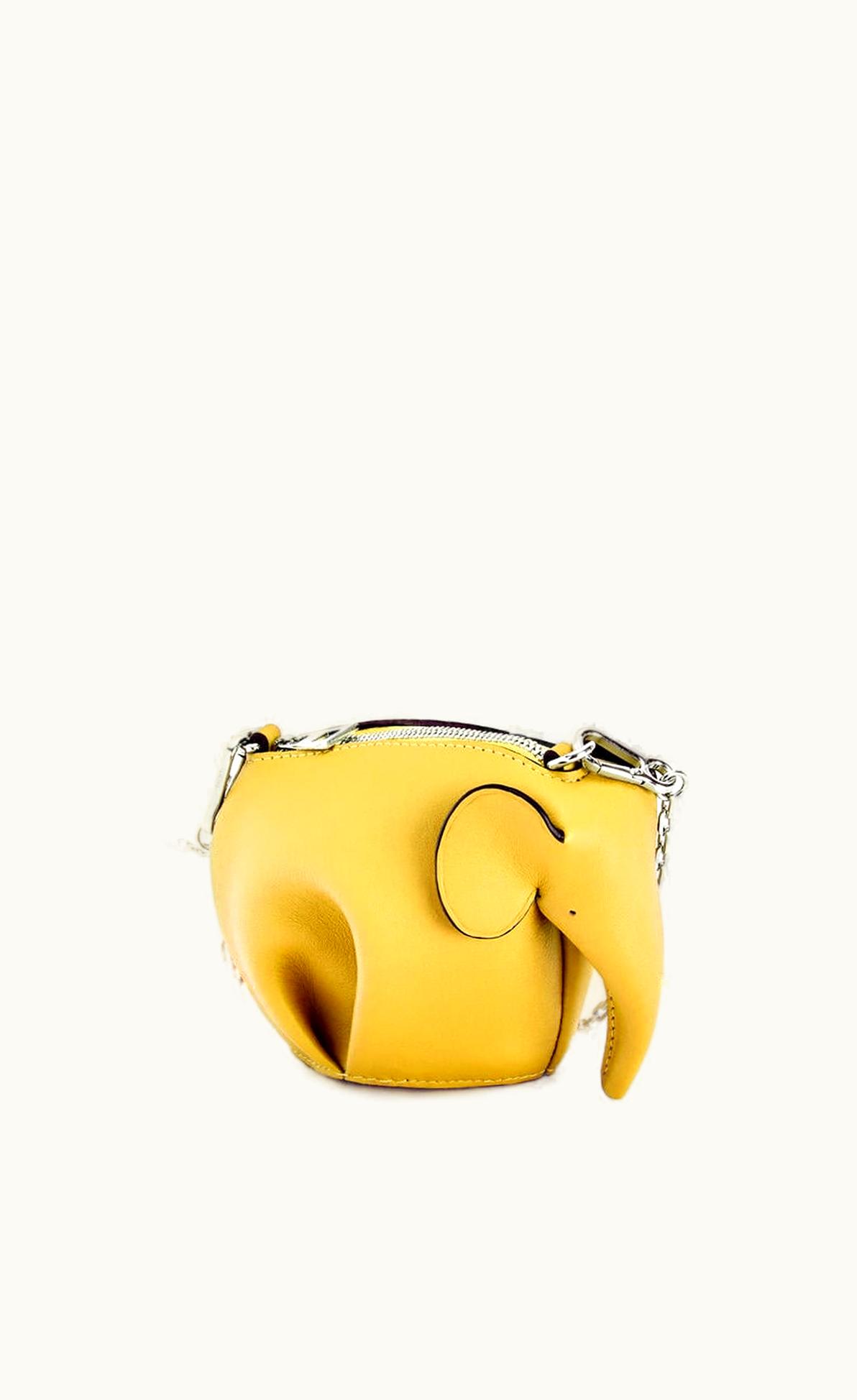 Loewe Elephant Pouch In Classic Calfskin