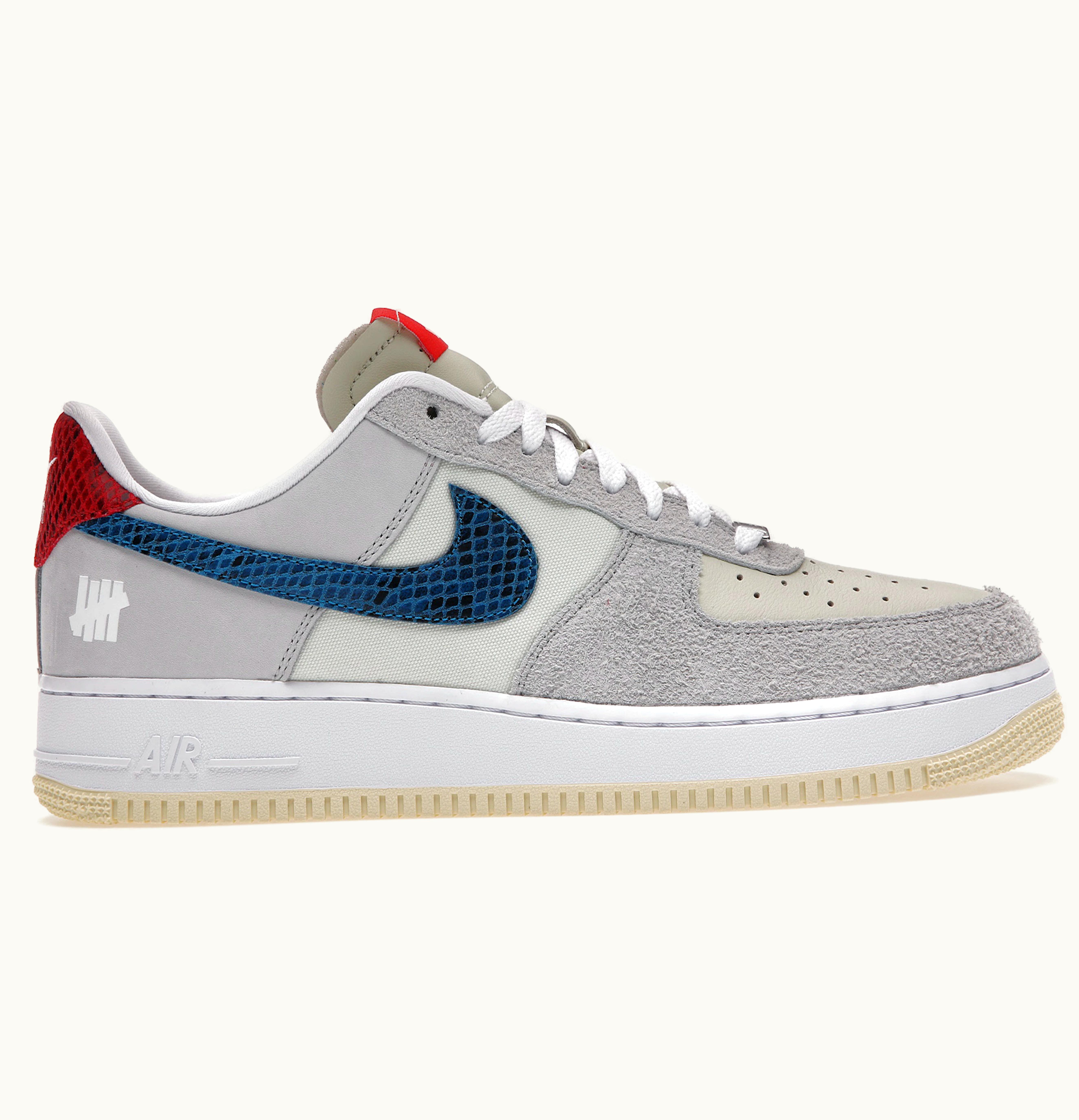Nike Nike Air Force 1 Low Undefeated 5 On It Dunk vs AF1
