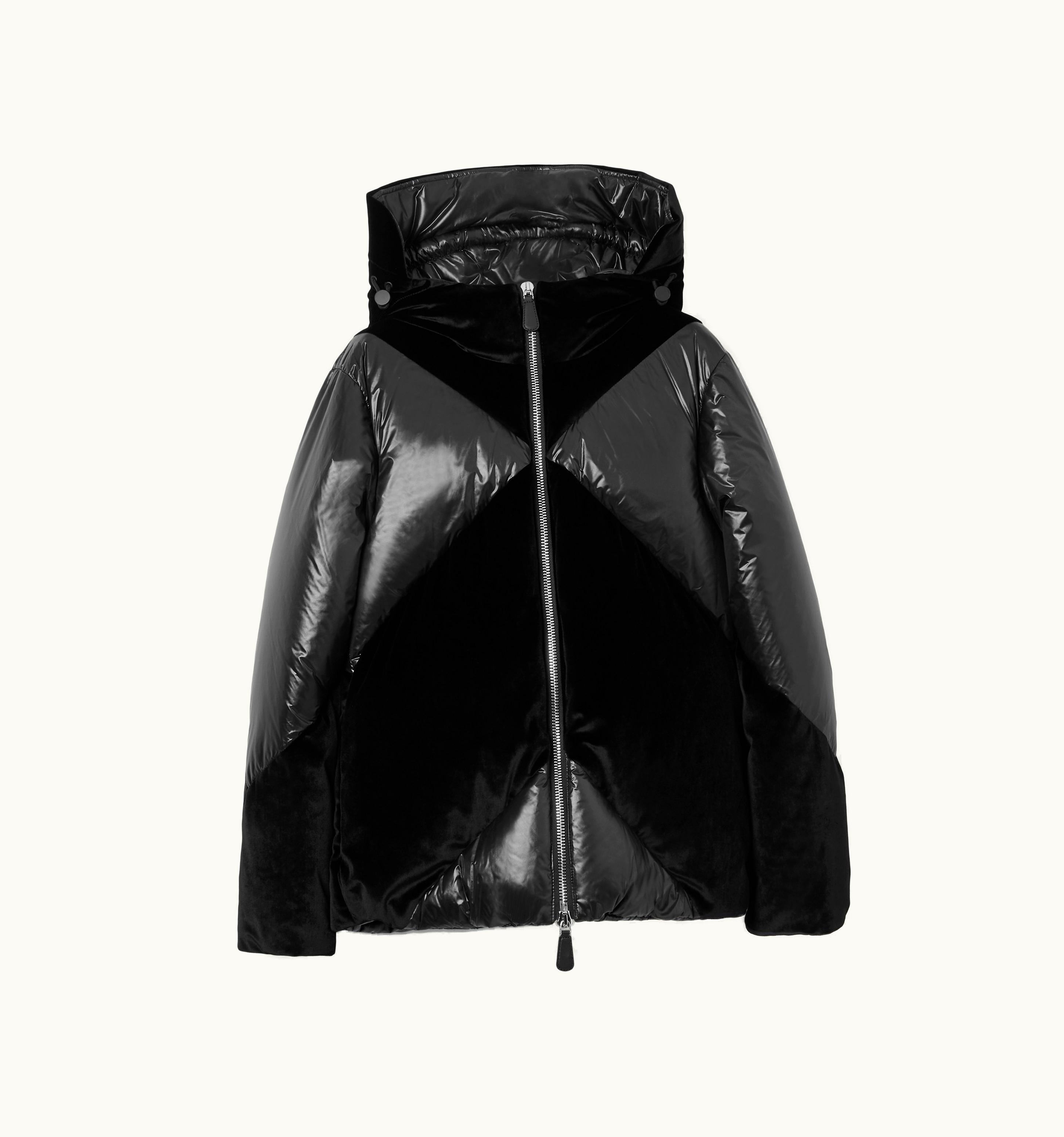 Burberry Burberry Chevron Stripe Down-Filled Hooded Jacket In Black - Women UZ0139756