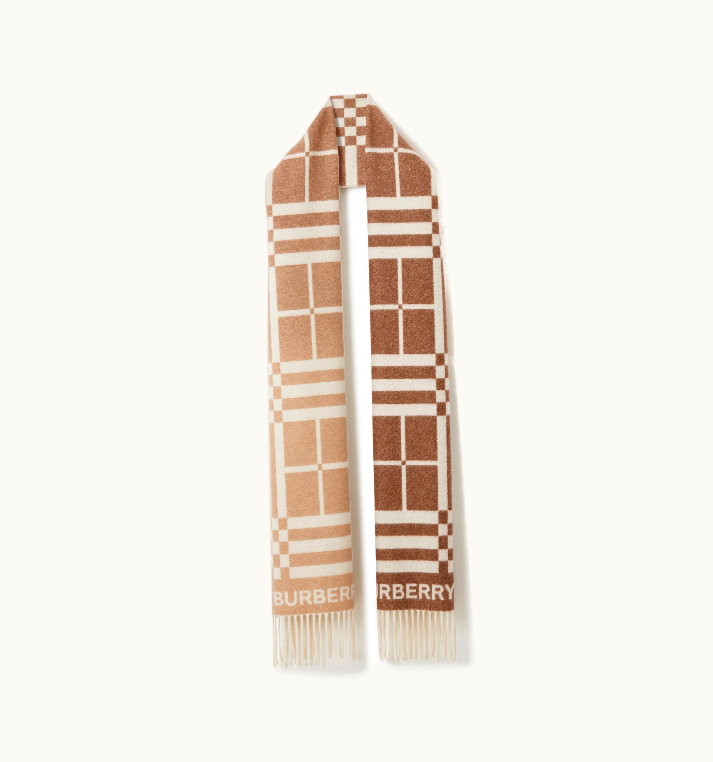 Burberry Burberry Ombré Check Cashmere Jacquard Scarf In Archive Beige UZ0140477