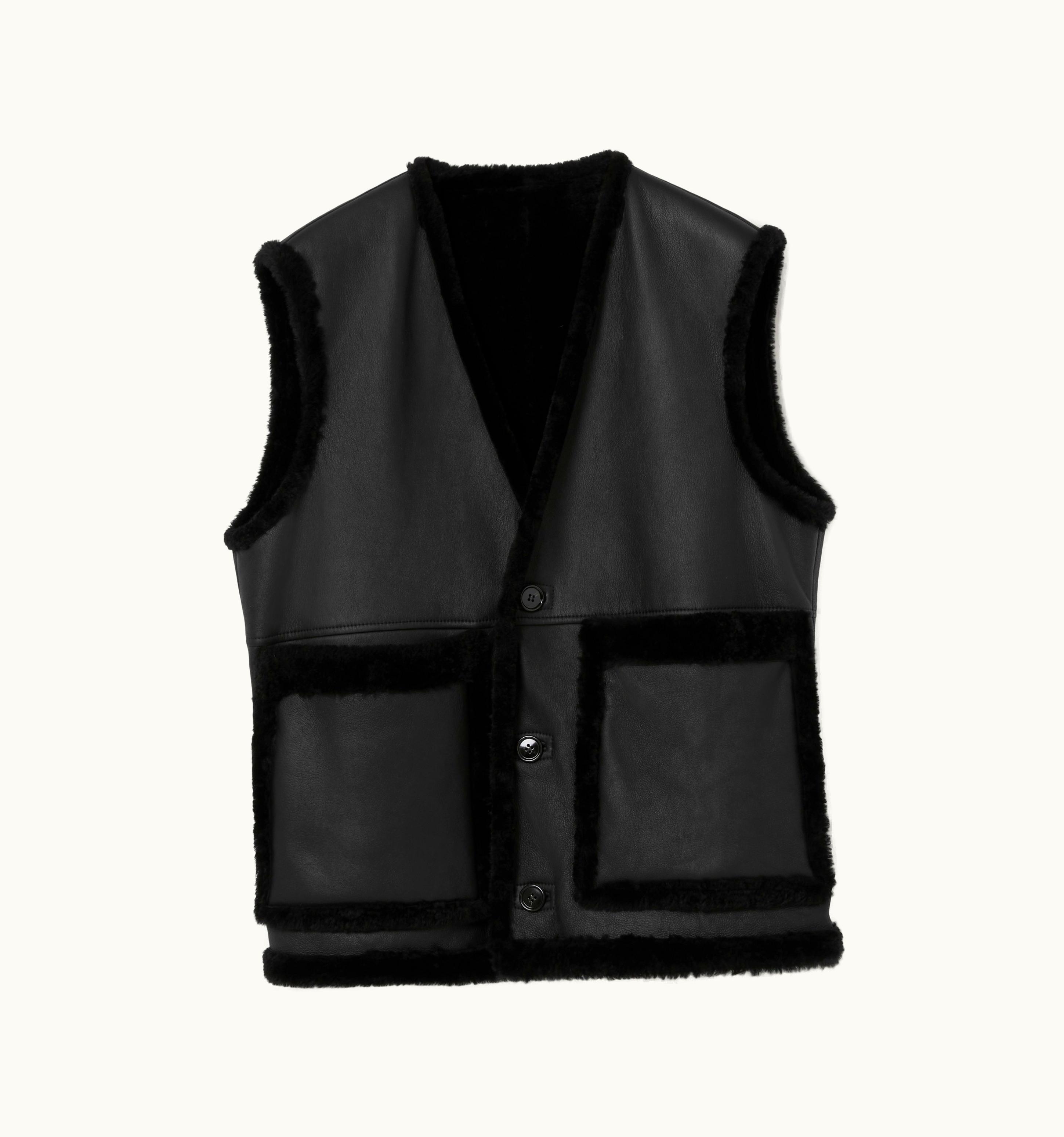 Burberry Burberry Pocket Detail Shearling Gilet In Black - Men