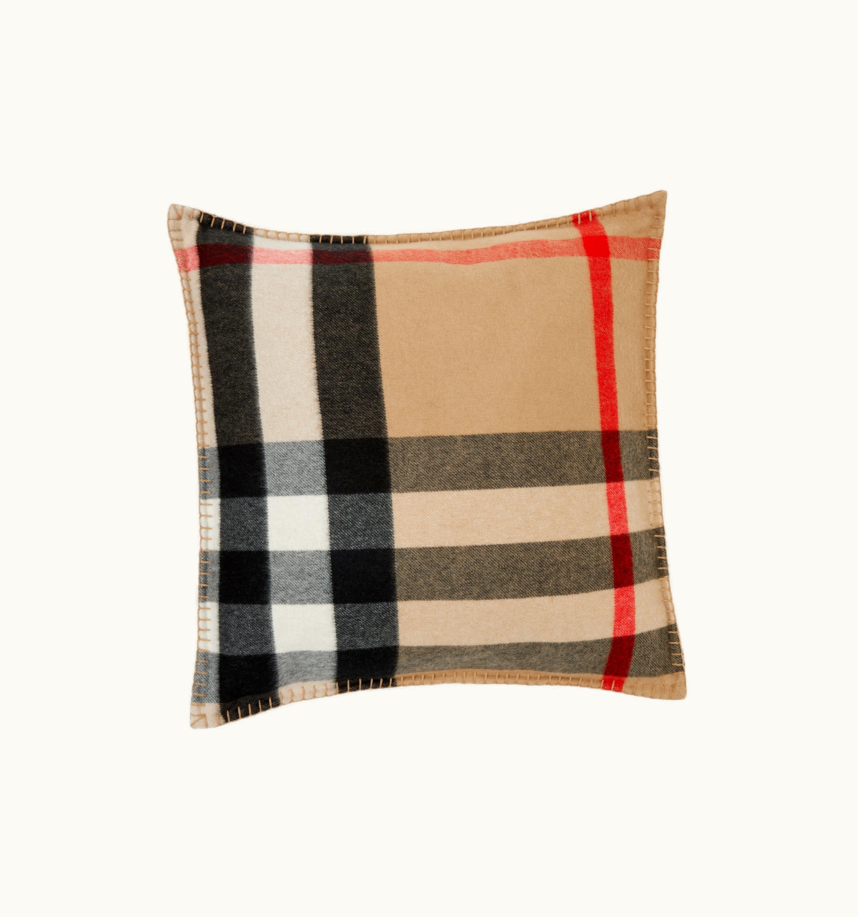 Burberry Burberry Exaggerated Check Cashmere Cushion Cover In Archive Beige UZ0141443