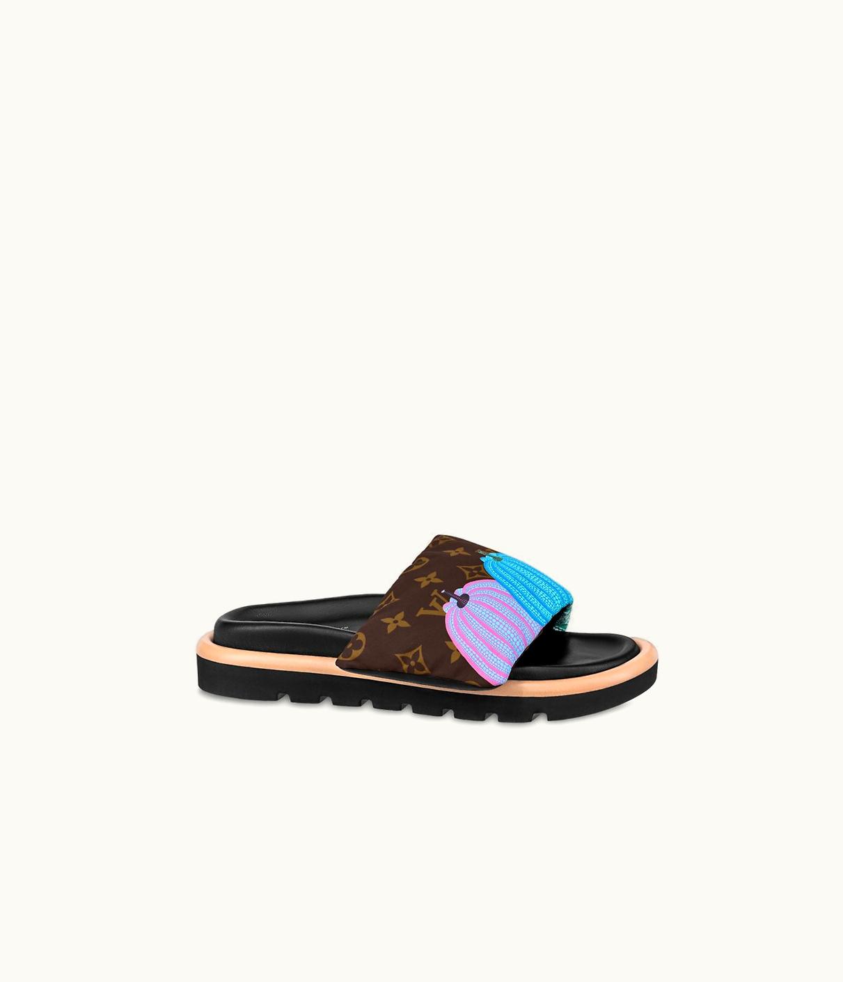 Louis Vuitton Louis Vuitton LV X YK Pool Pillow Flat Comfort Mules UZ0144196
