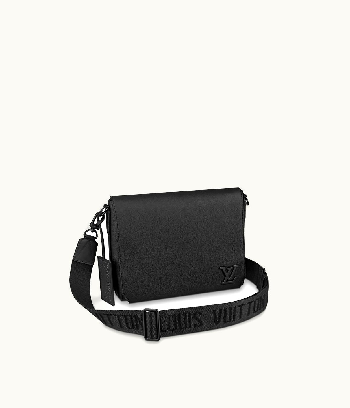 Louis Vuitton Louis Vuitton Takeoff Messenger