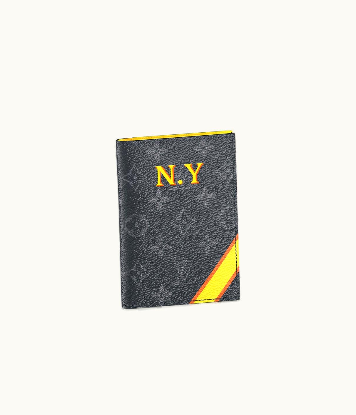Louis Vuitton Louis Vuitton My LV Heritage Passport Cover