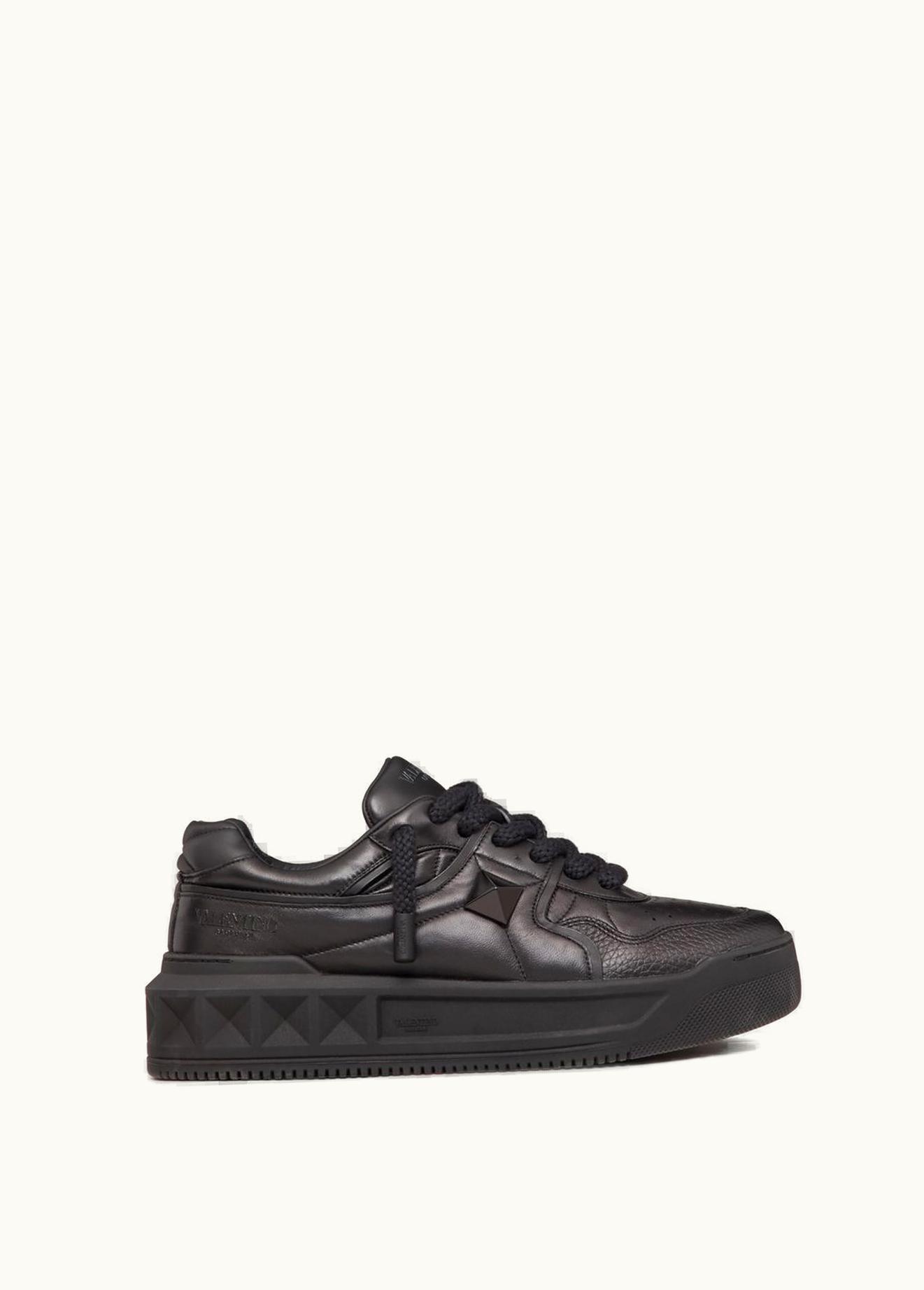 Valentino Valentino One Stud Xl Nappa Leather Low-top Sneaker UZ0161539