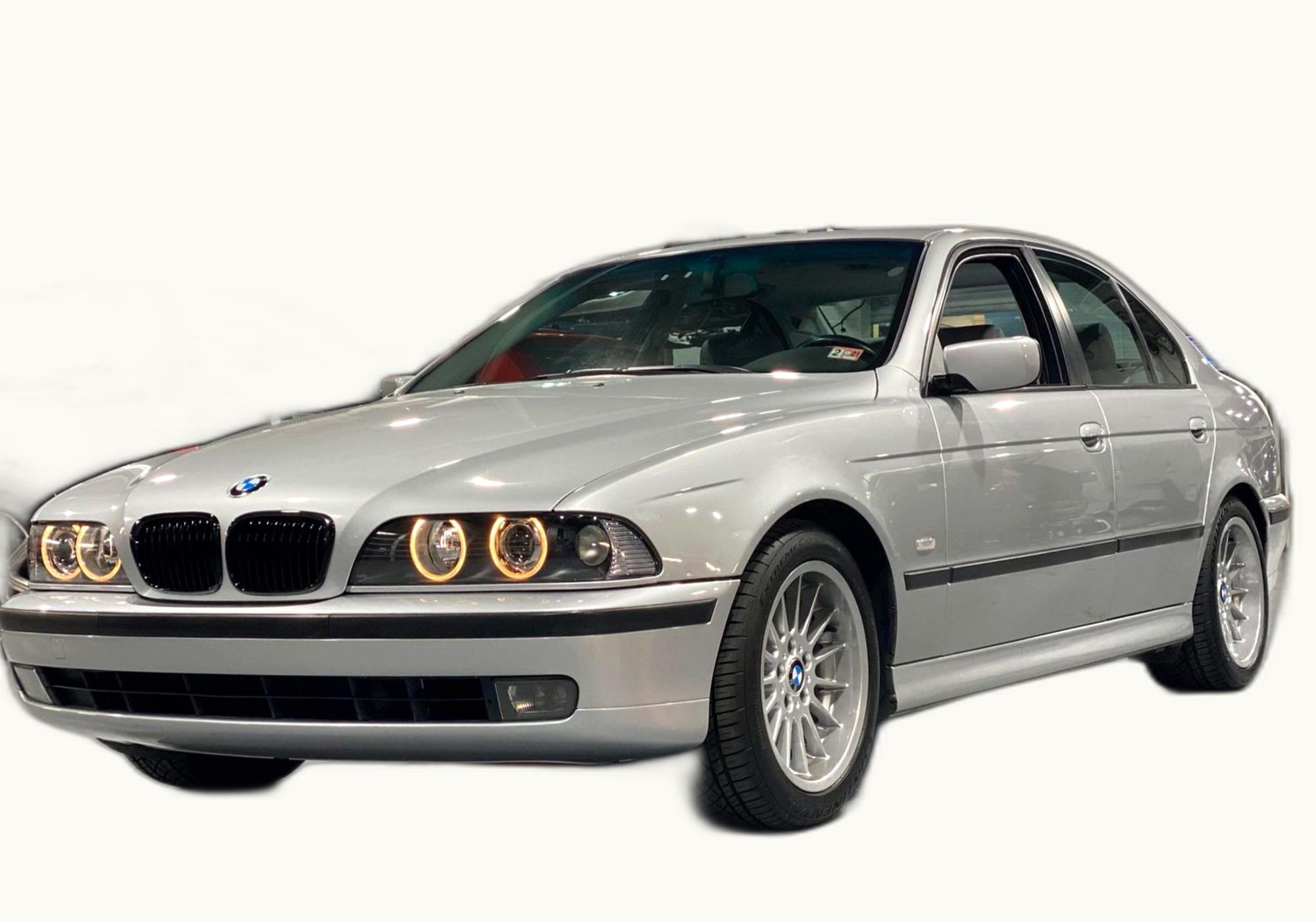 BMW BMW 540i Sedan - Automatic - E39