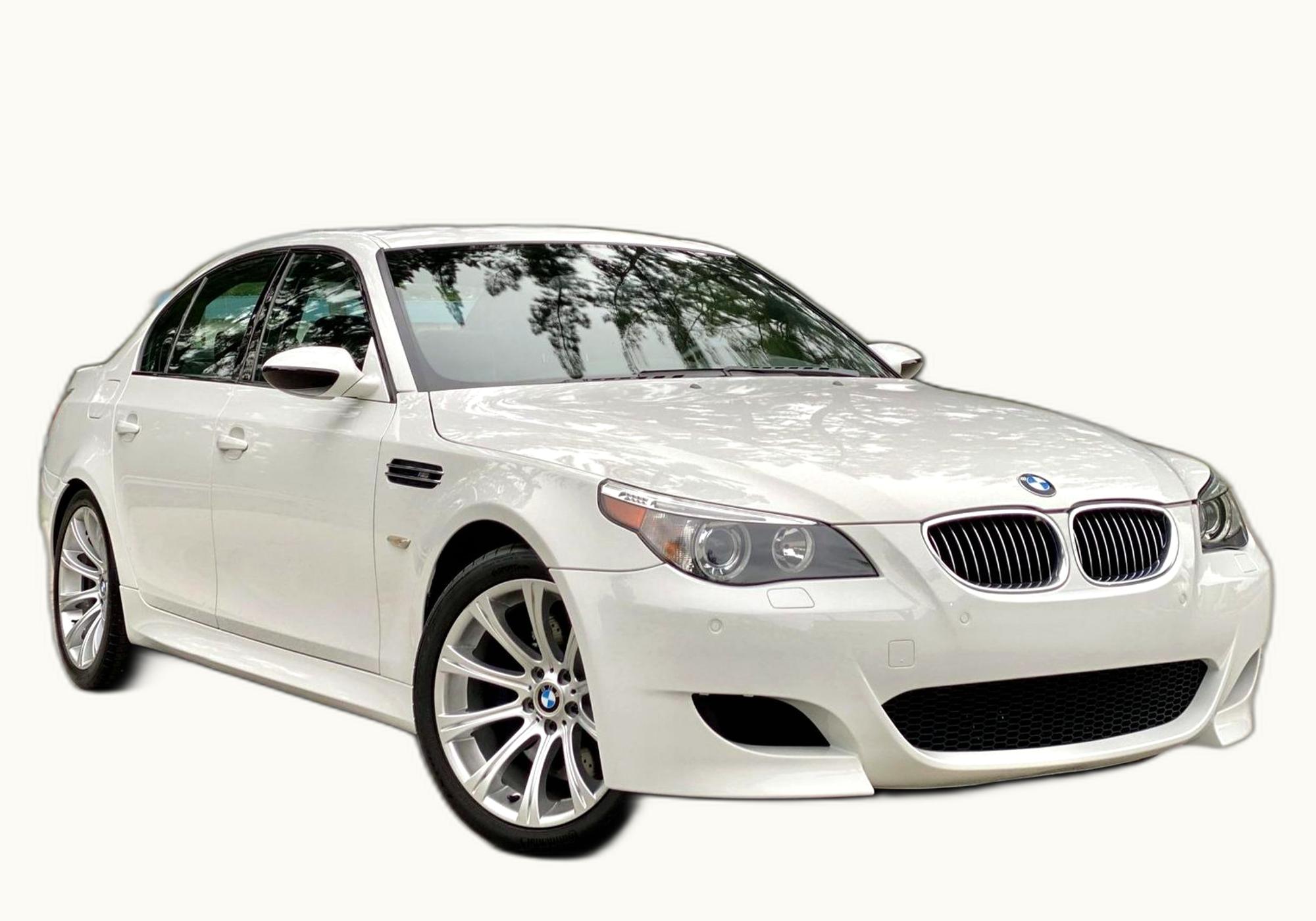 BMW BMW M5 Sedan - SMG - E60