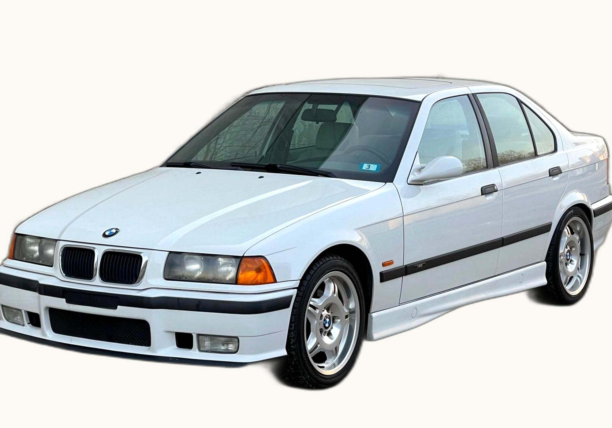 BMW BMW M3 Sedan - Automatic - E36