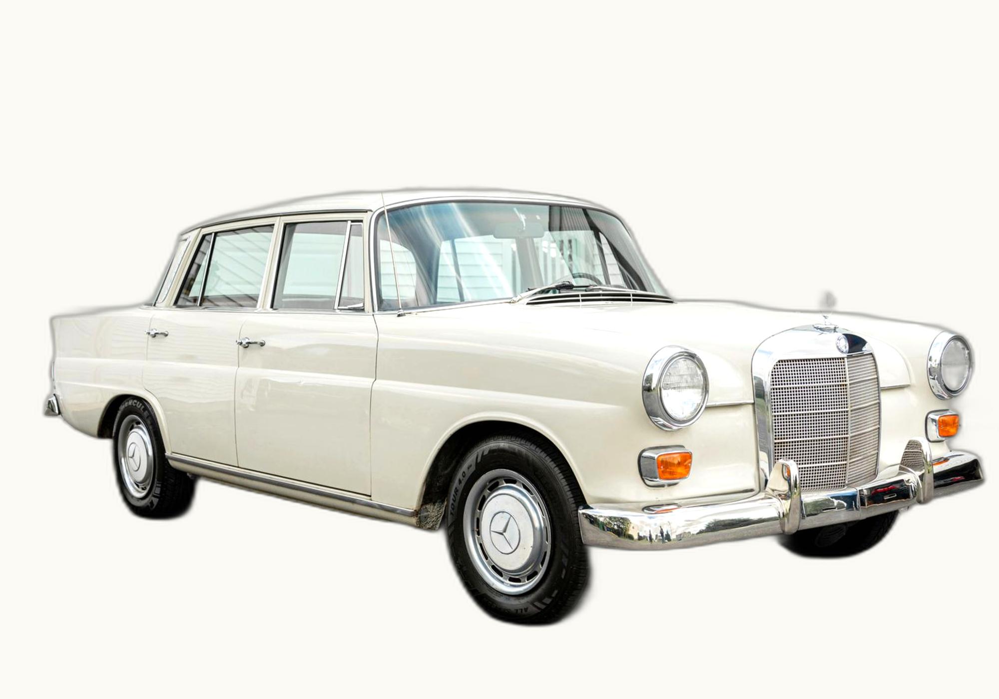 Mercedes-Benz Mercedes-Benz E W110 - Second Series