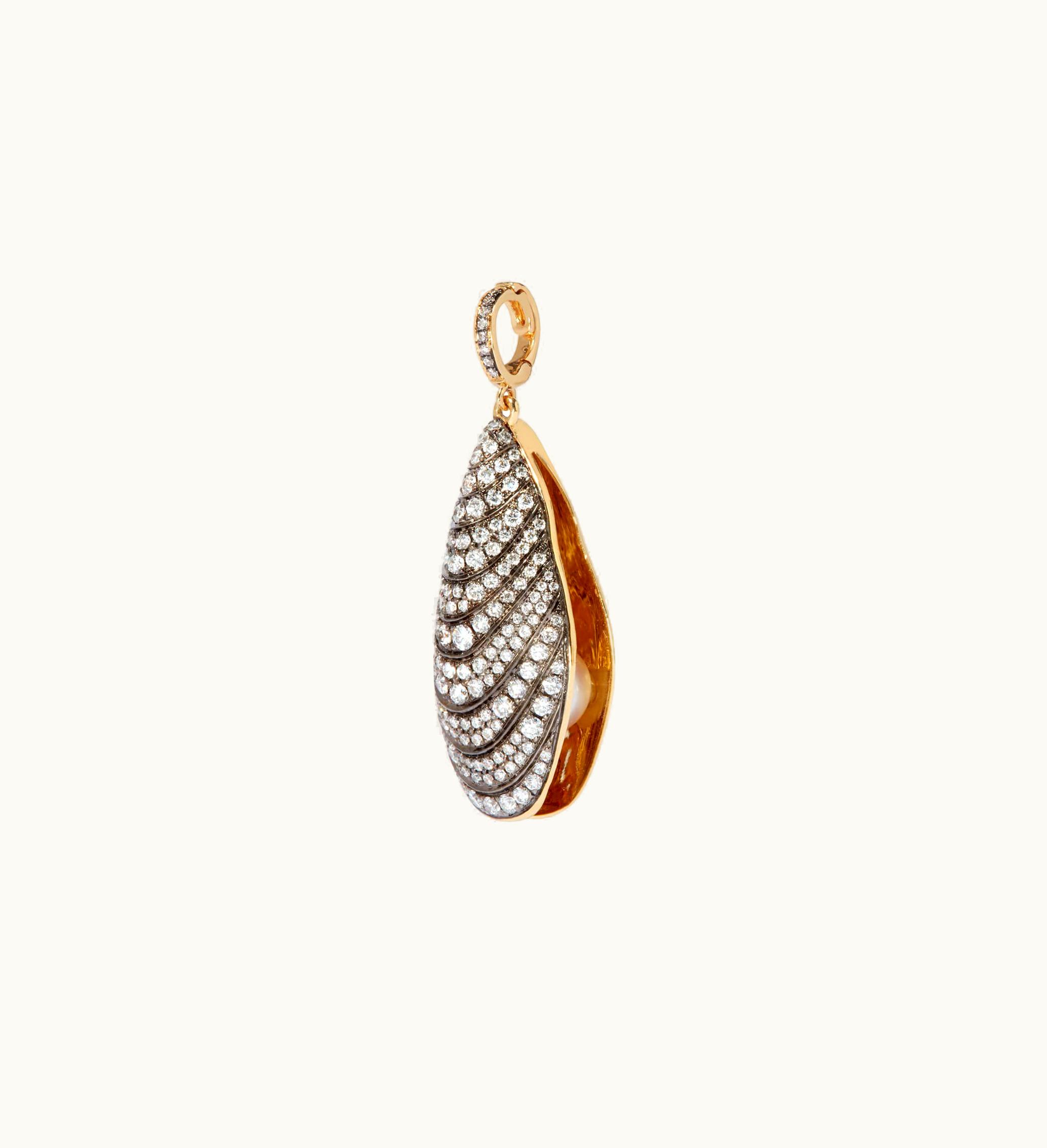 Annoushka Annoushka 18Ct Gold Diamond Mussel Pendant