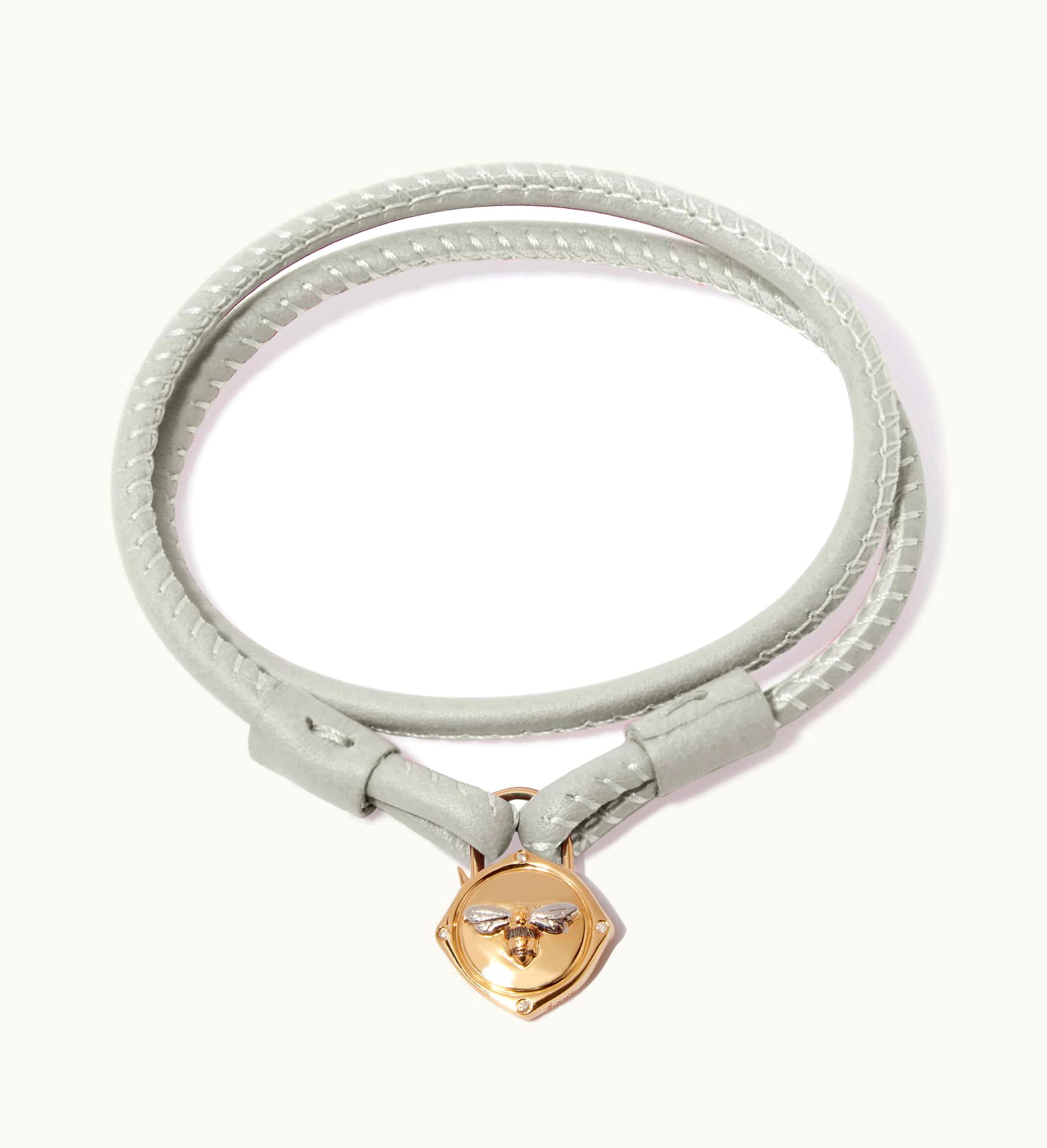 Annoushka Annoushka Lovelock 18Ct Gold 41Cms Cream Leather Bee Charm Bracelet