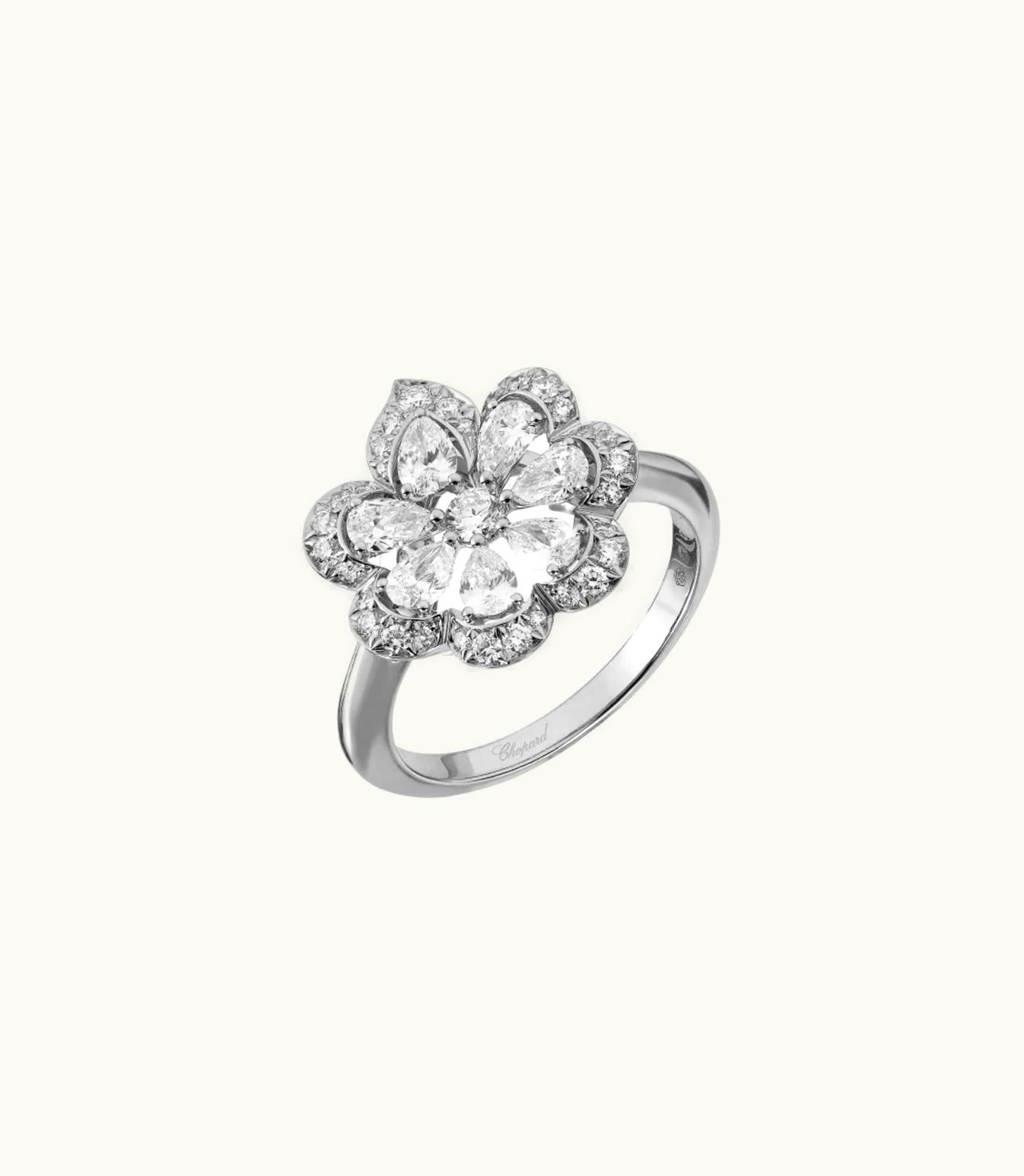 Chopard Chopard Precious Lace Mini-Frou-Frou Ring, Ethical White Gold, Diamonds
